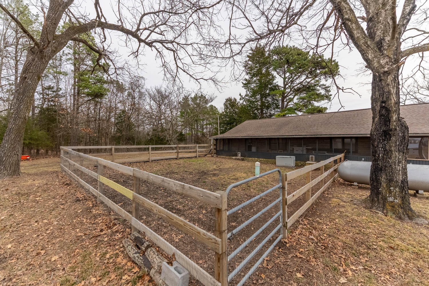 2405 County Road 2710 Property Photo 45