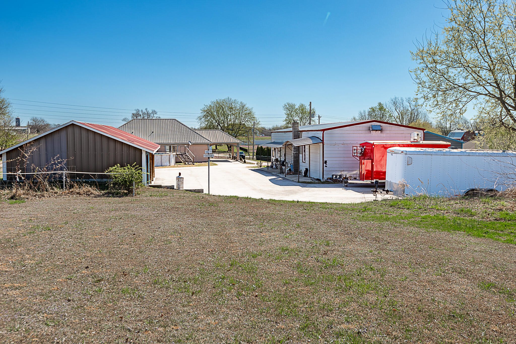5111 Highway F Property Photo 3