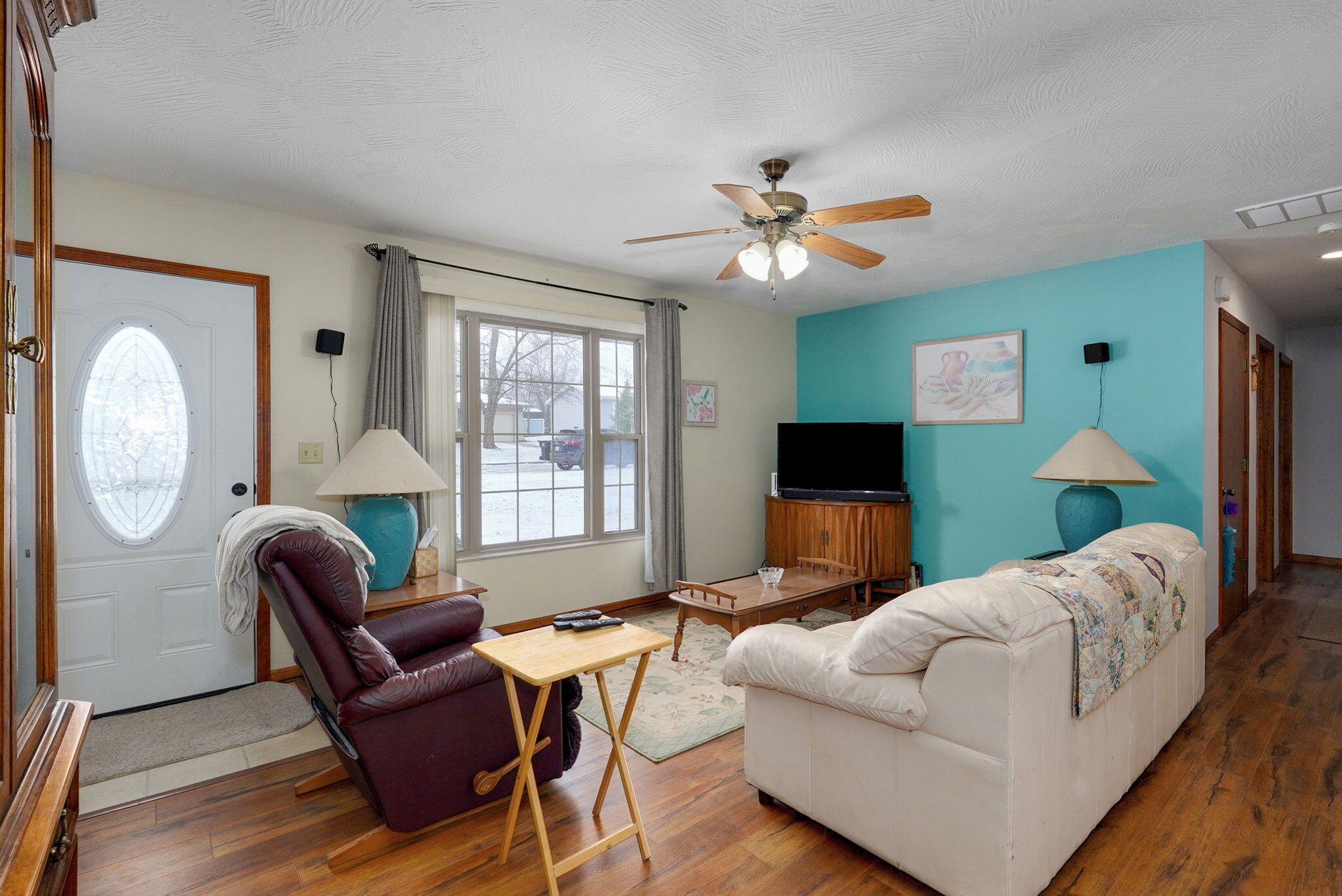519 Wilson Way Property Photo 5