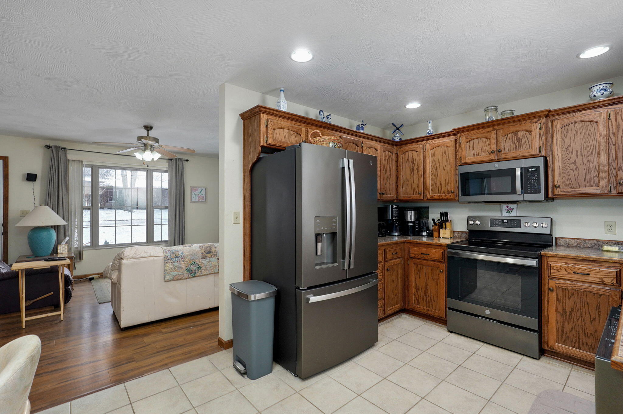 519 Wilson Way Property Photo 7