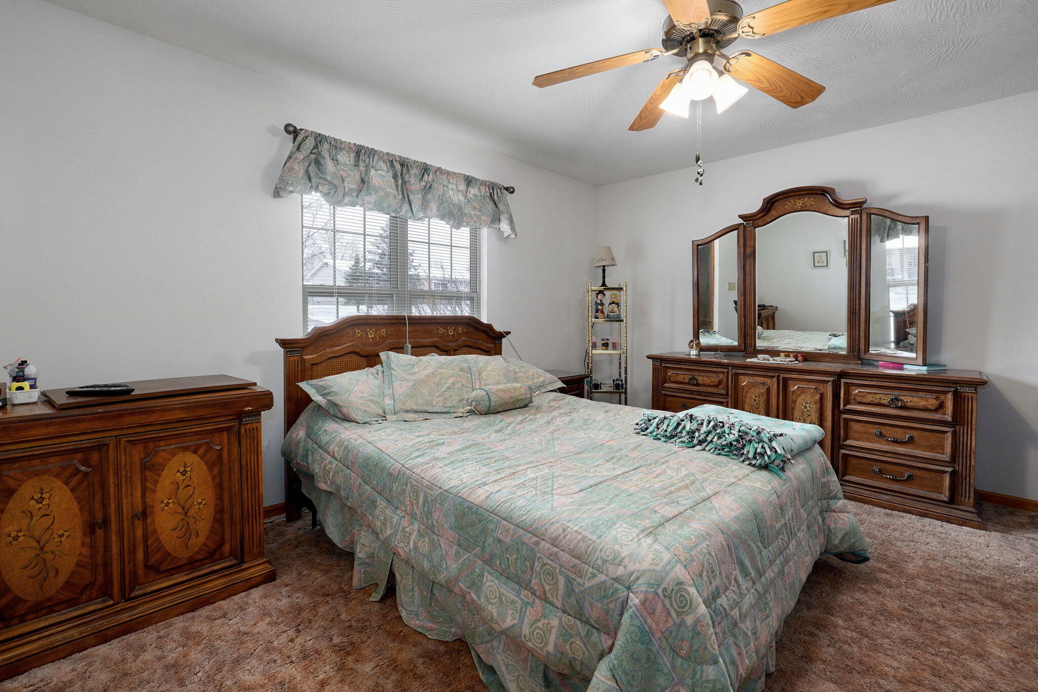 519 Wilson Way Property Photo 11