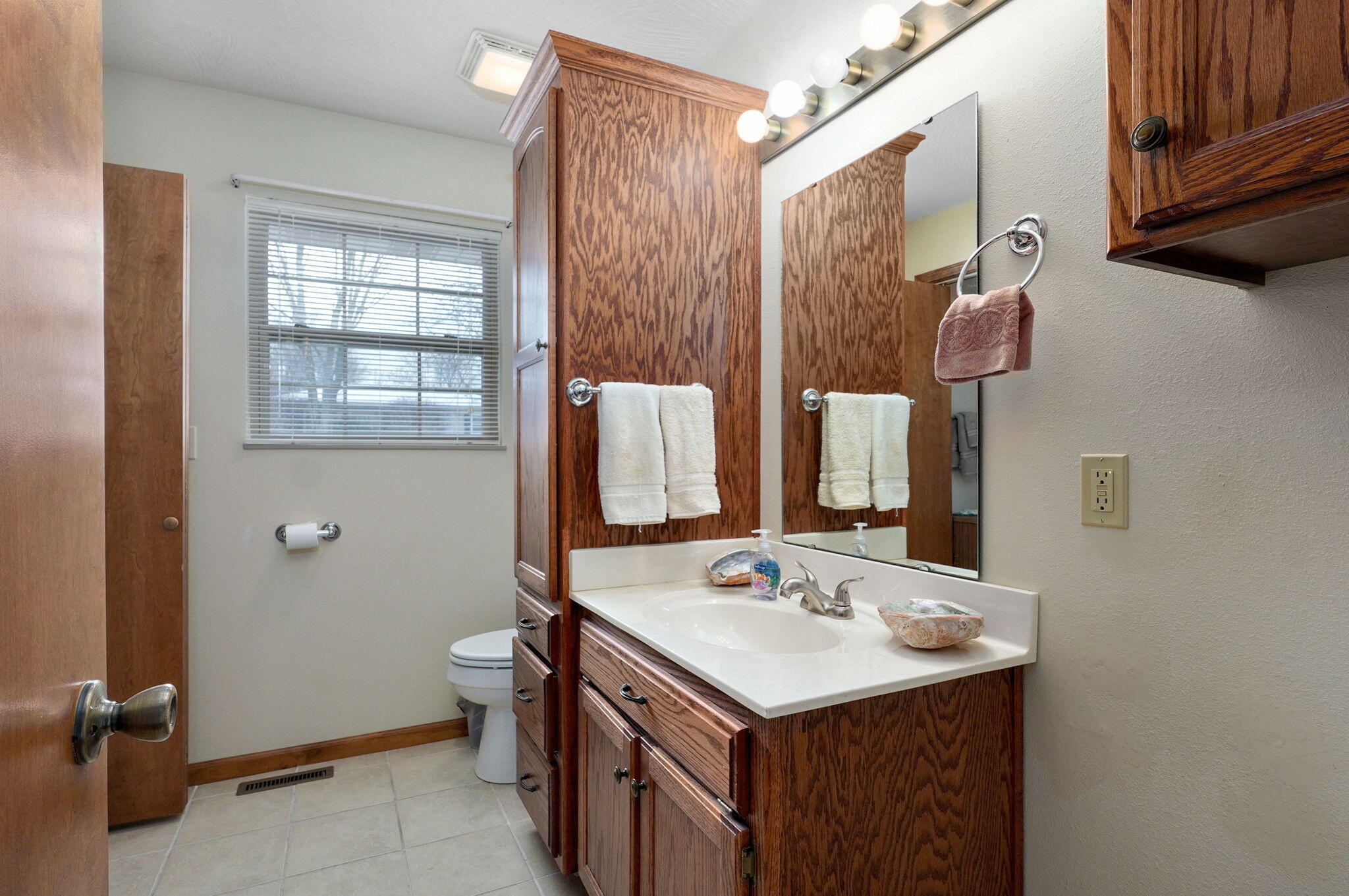 519 Wilson Way Property Photo 18