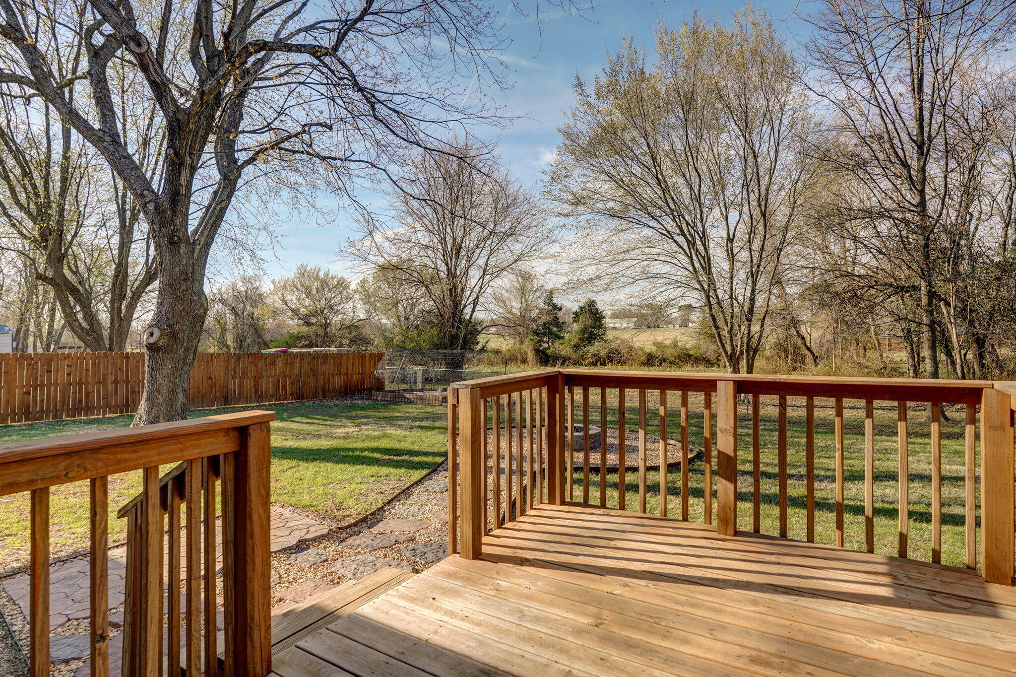 519 Wilson Way Property Photo 23