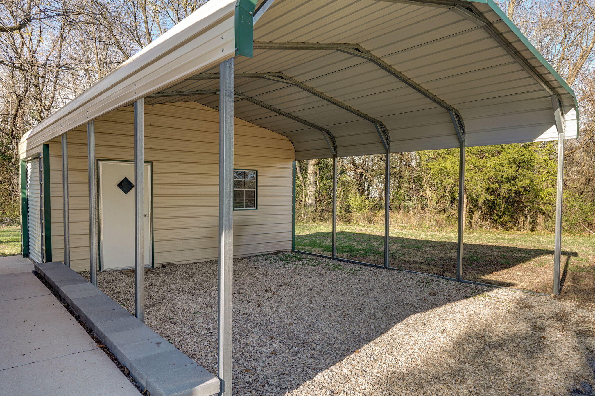519 Wilson Way Property Photo 28