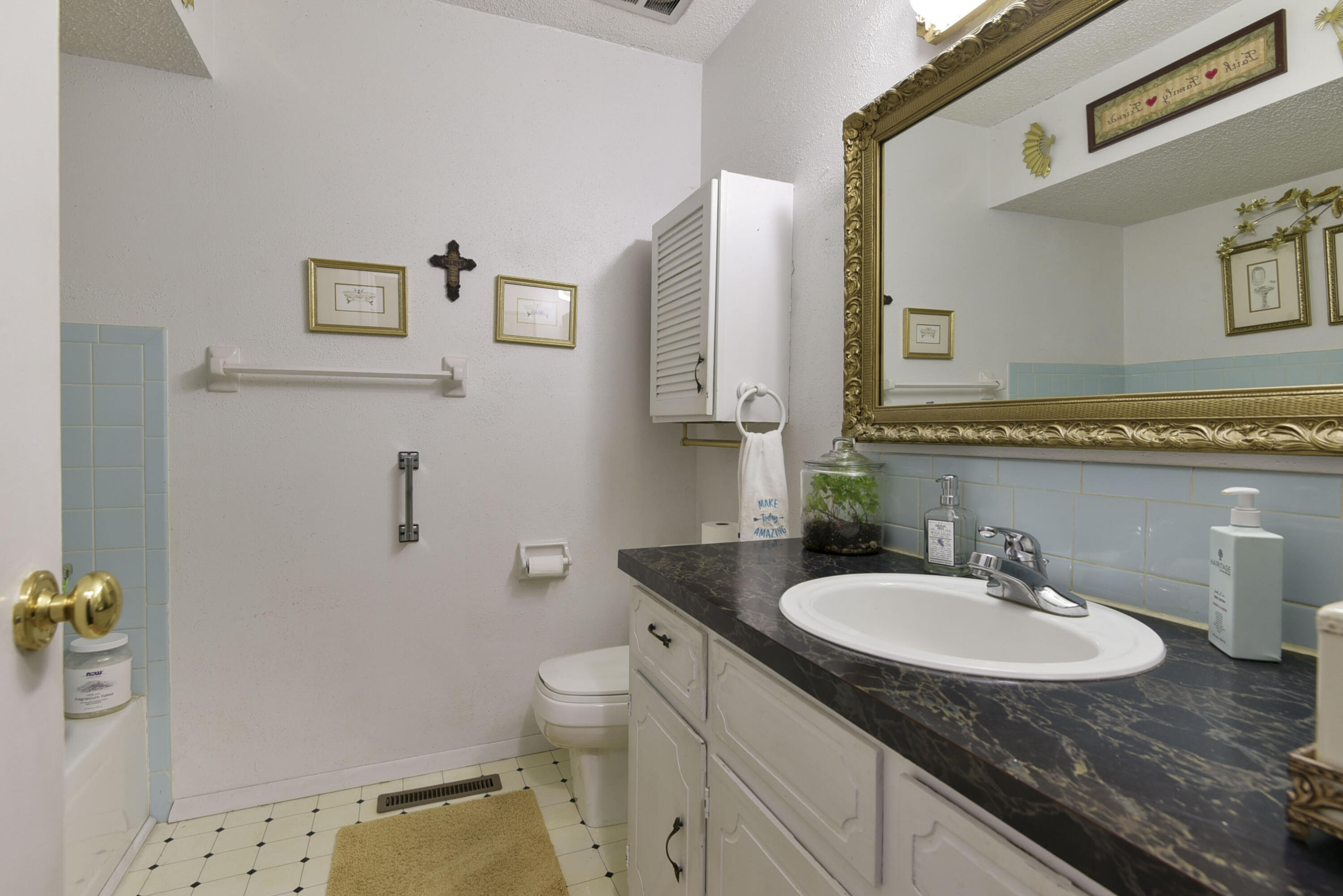 3543 South Newton Avenue Property Photo 24