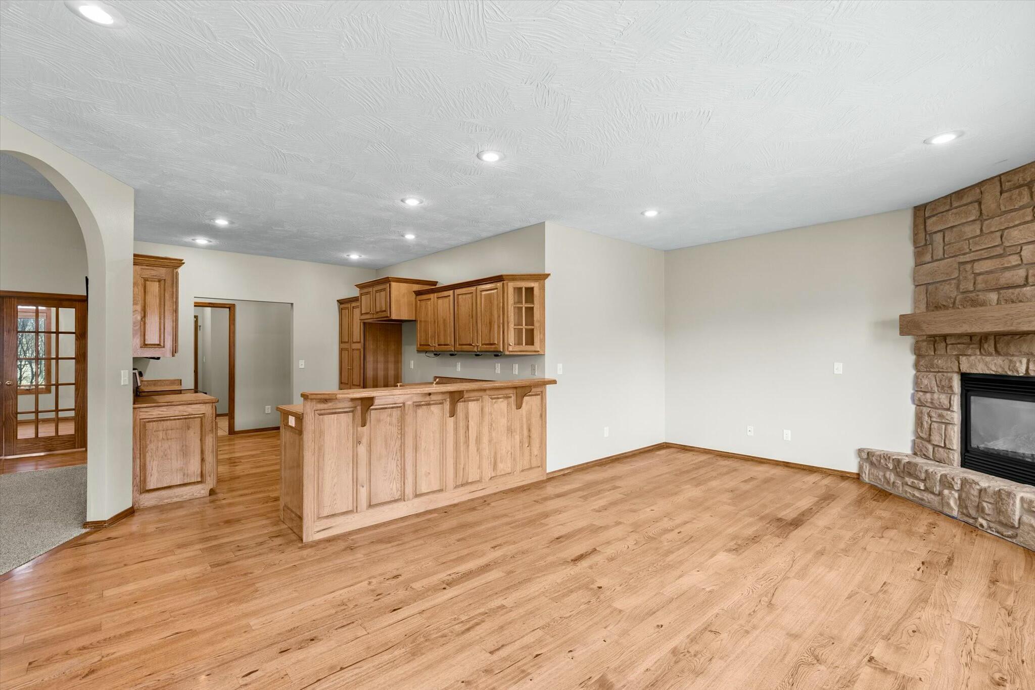 826 North Cedar Ridge Avenue Property Photo 10