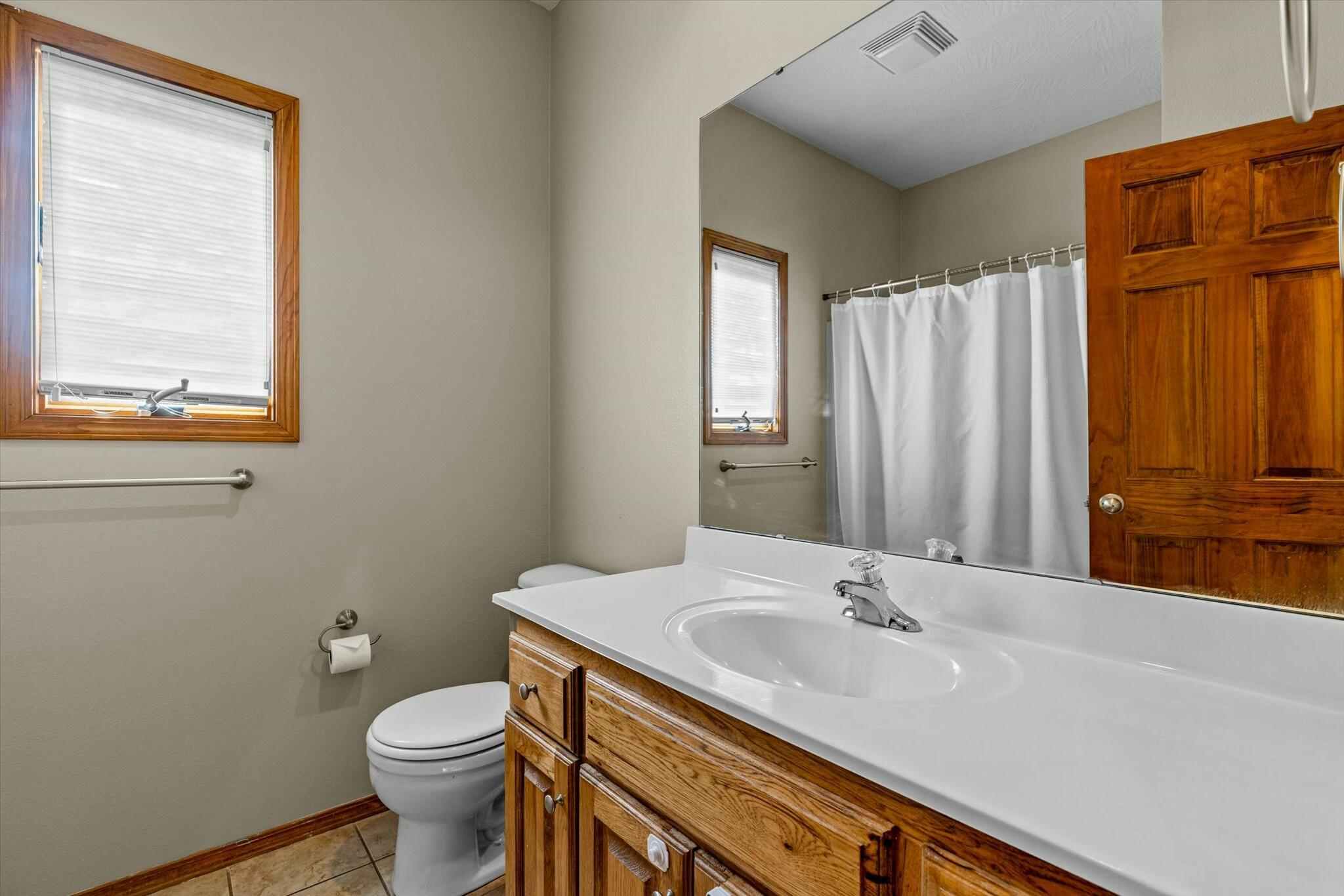 826 North Cedar Ridge Avenue Property Photo 18