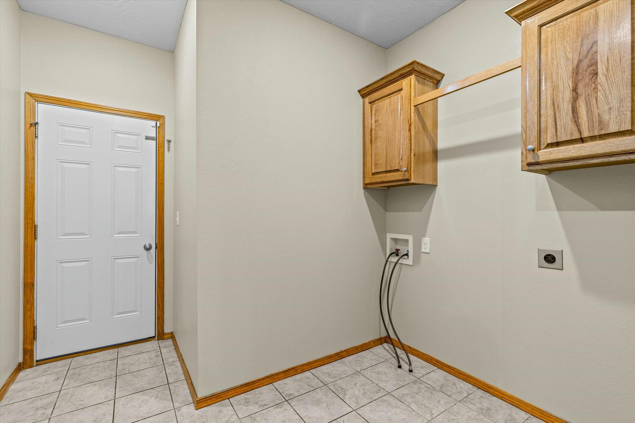 826 North Cedar Ridge Avenue Property Photo 20