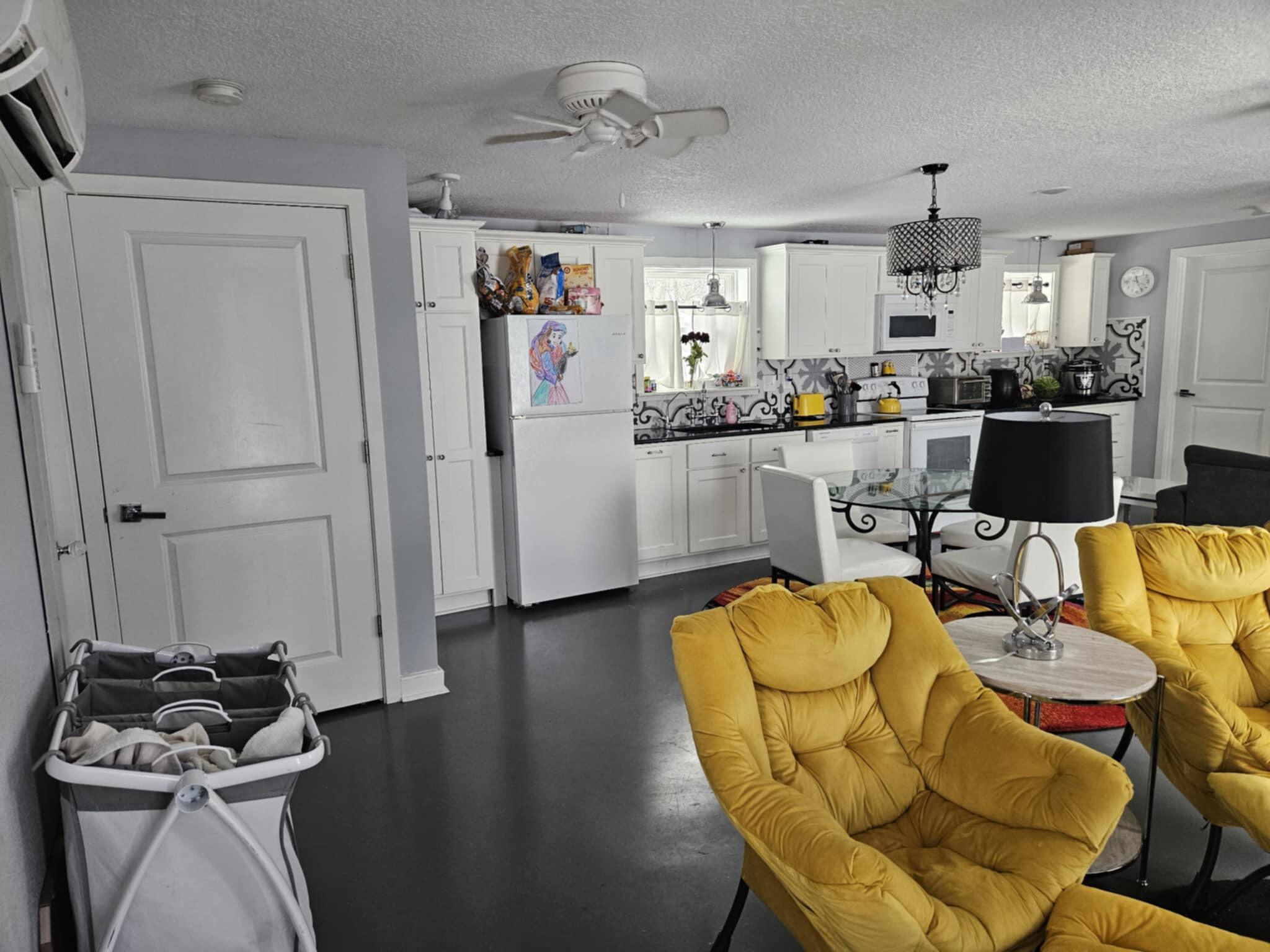 8131 Southeast Watermelon Lane Property Photo 6