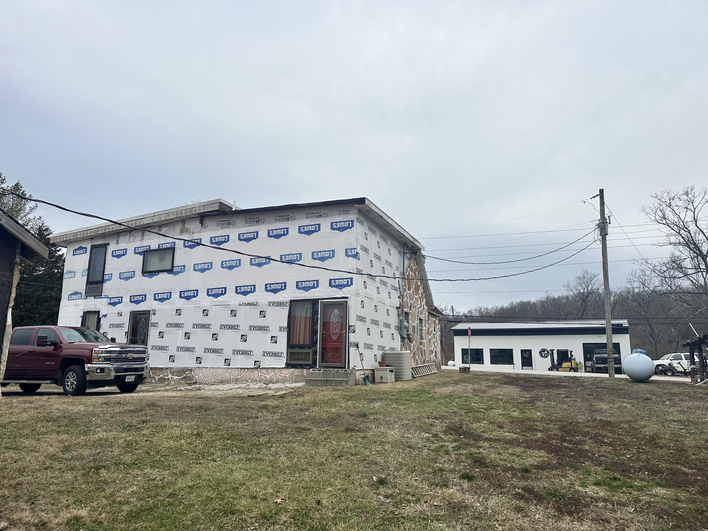 8551 West State Highway 76 Property Photo 2