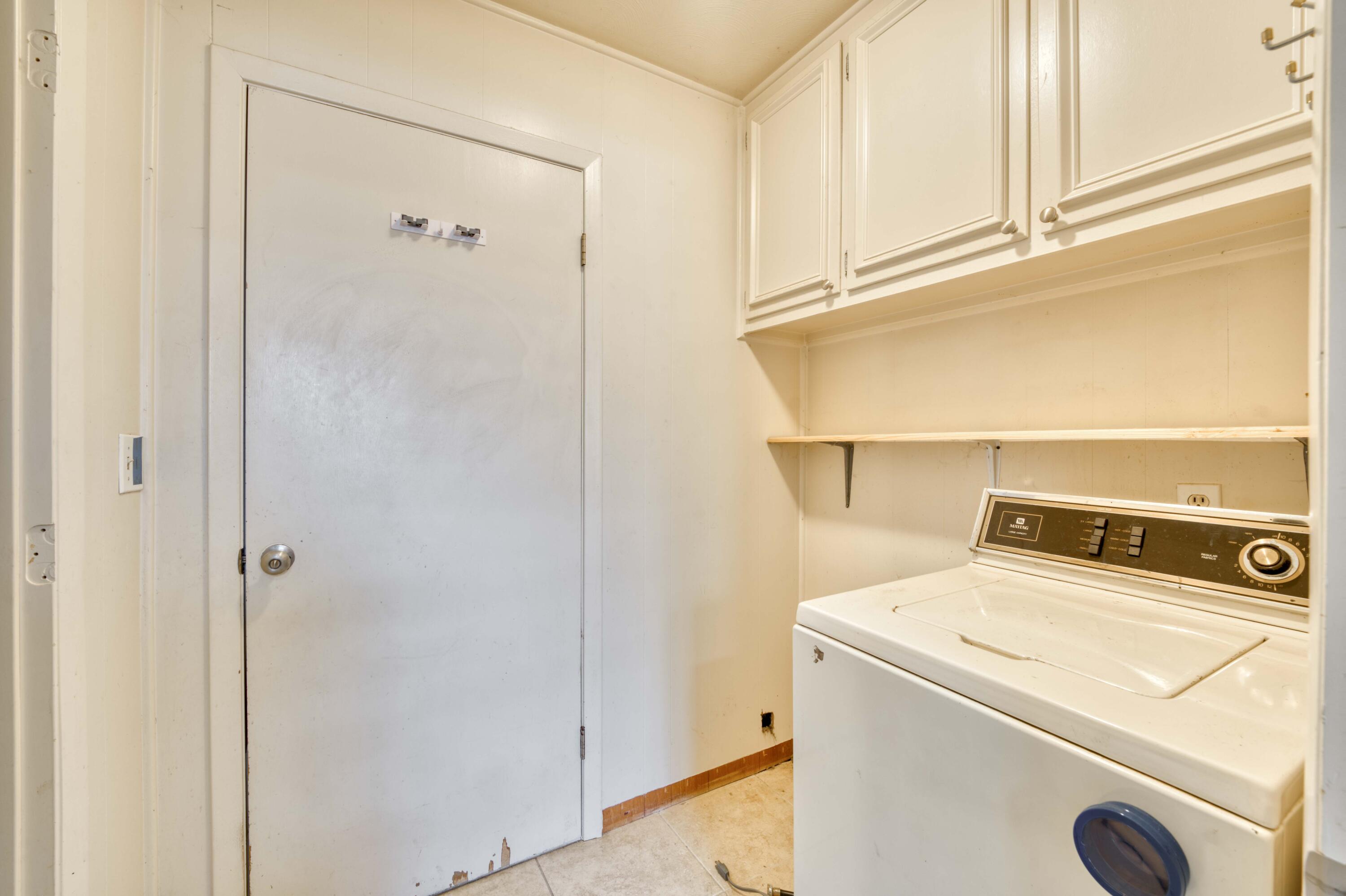 1020 South Gelven Avenue Property Photo 11