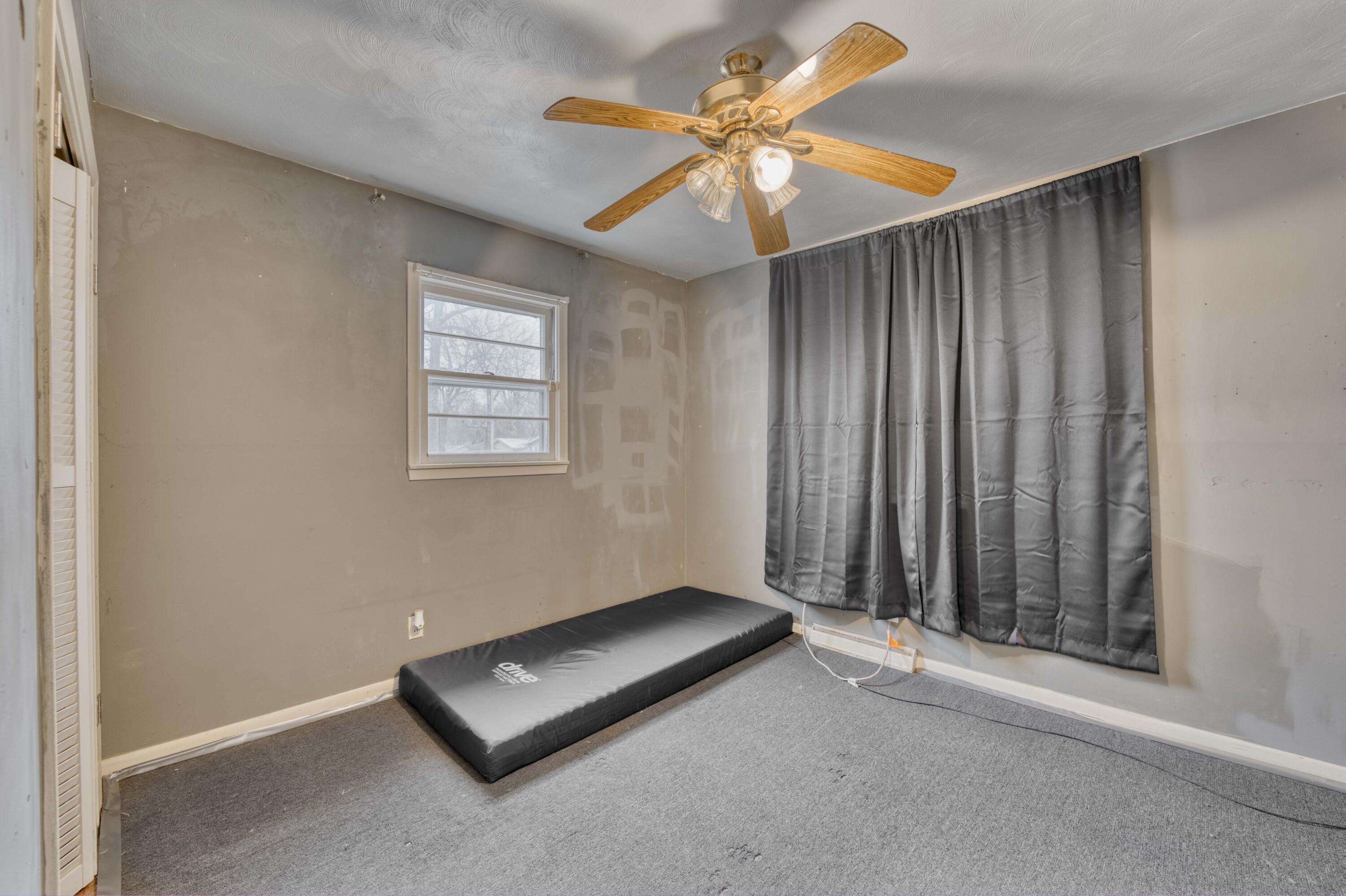 1020 South Gelven Avenue Property Photo 14