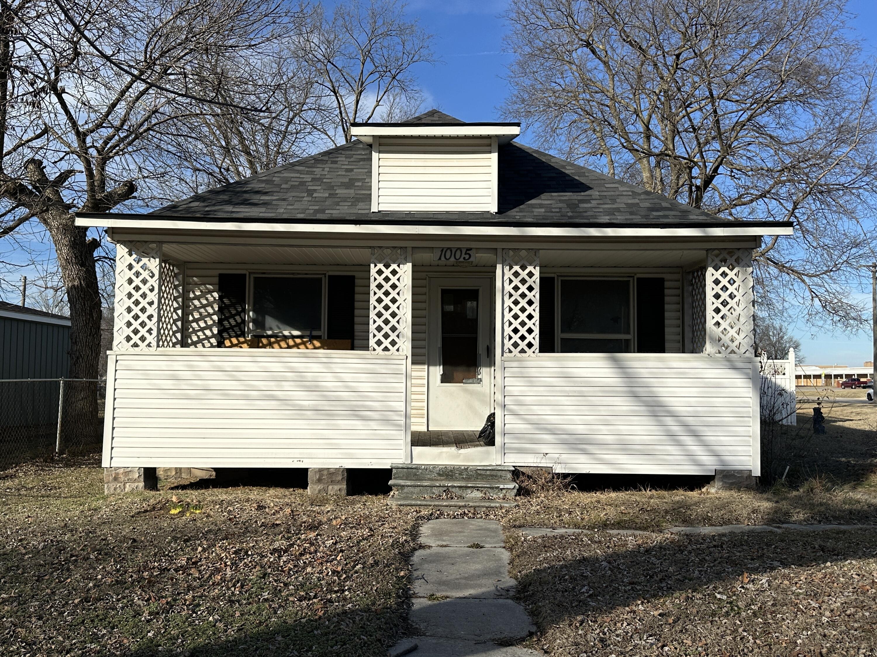 1005 Nelson Street Property Photo