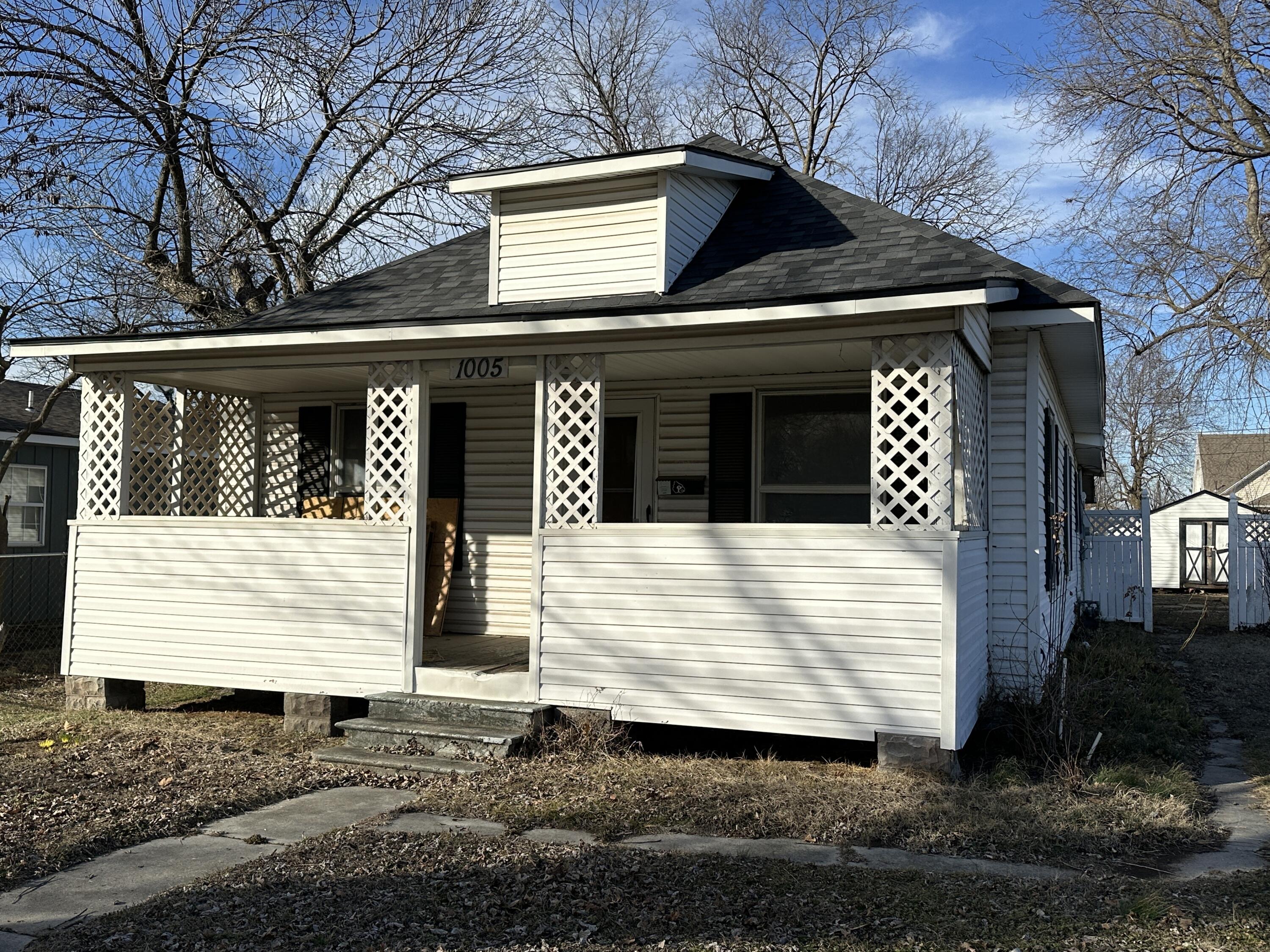 1005 Nelson Street Property Photo 3