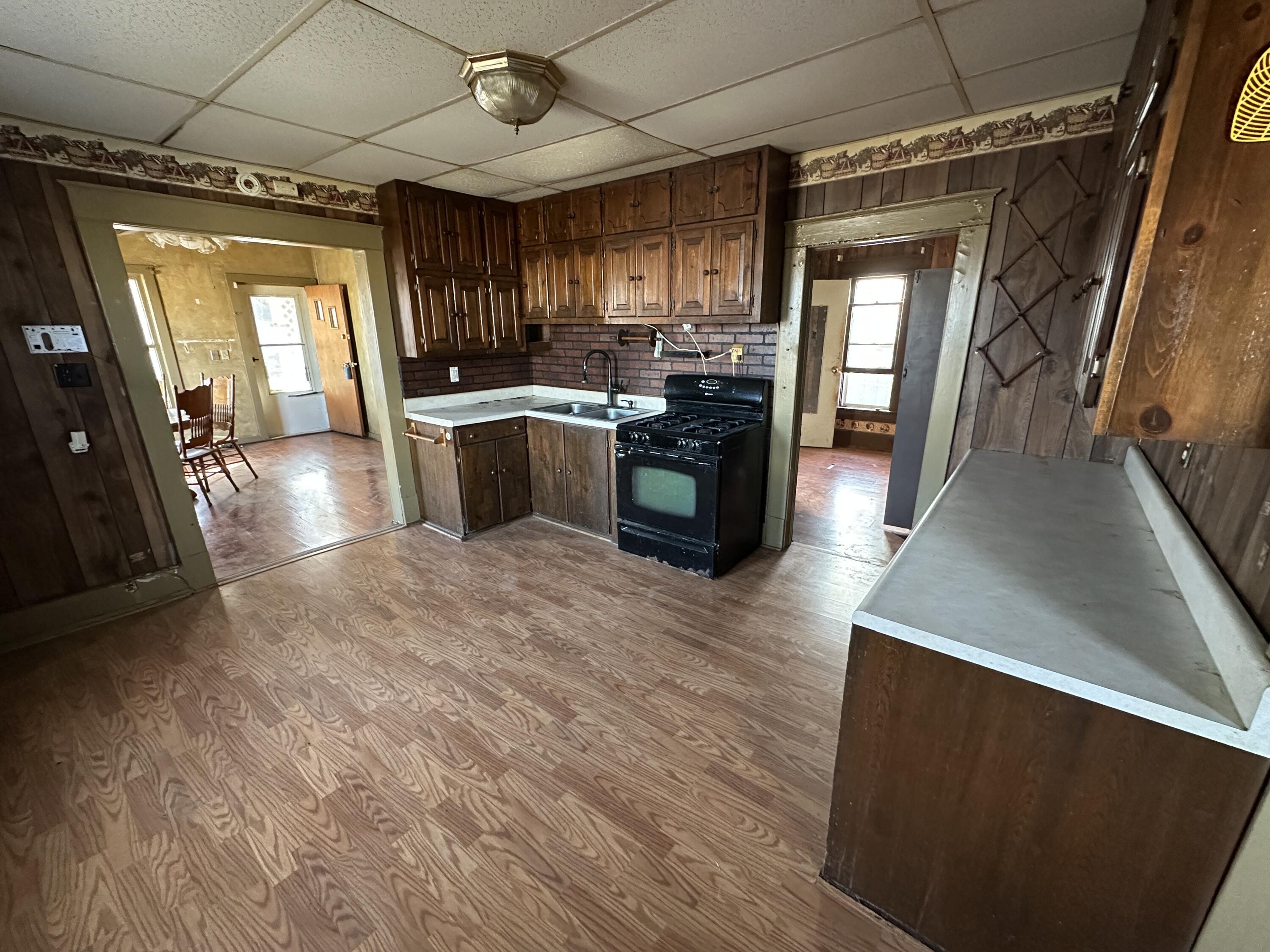 1005 Nelson Street Property Photo 9