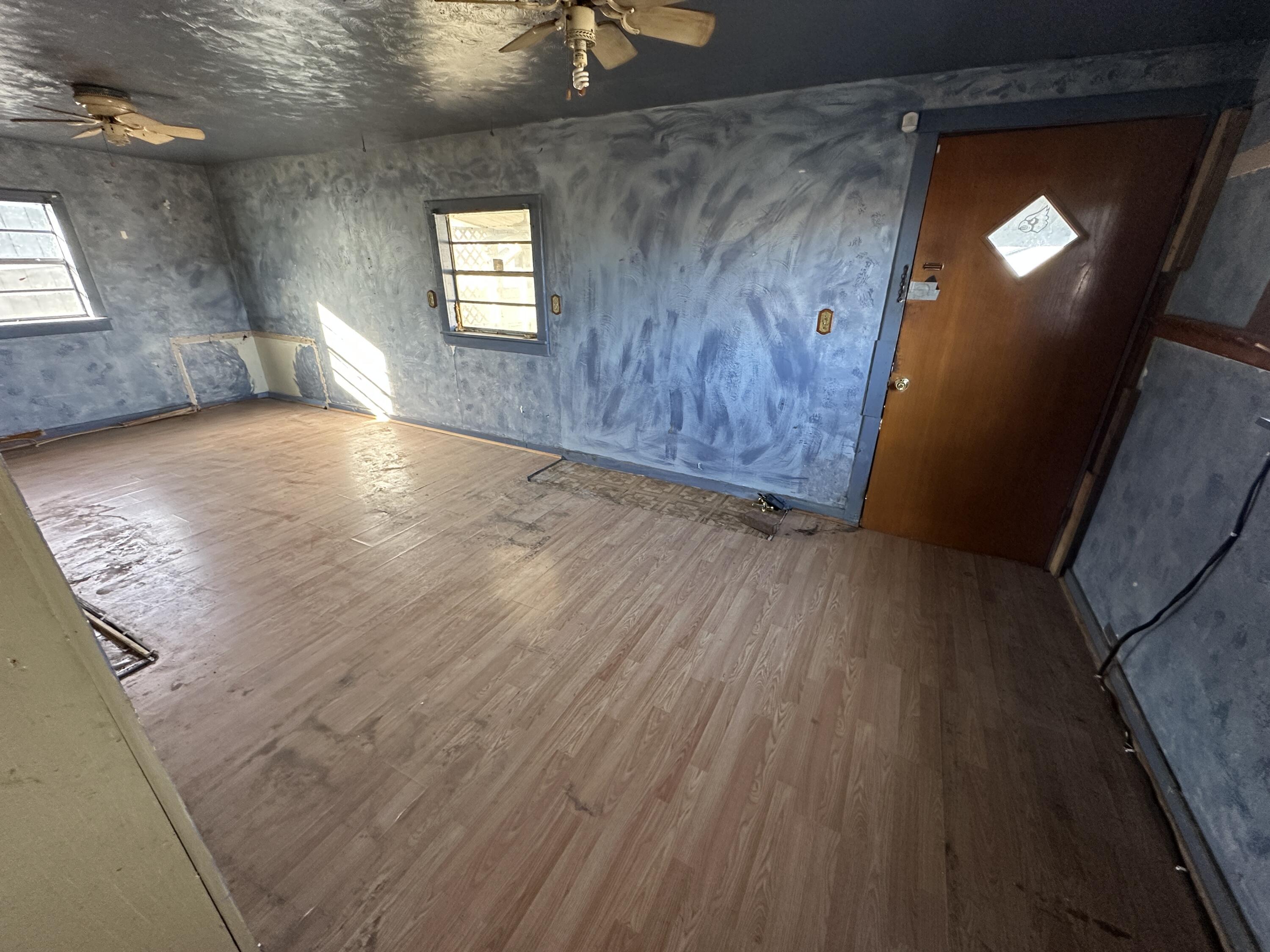 1005 Nelson Street Property Photo 12