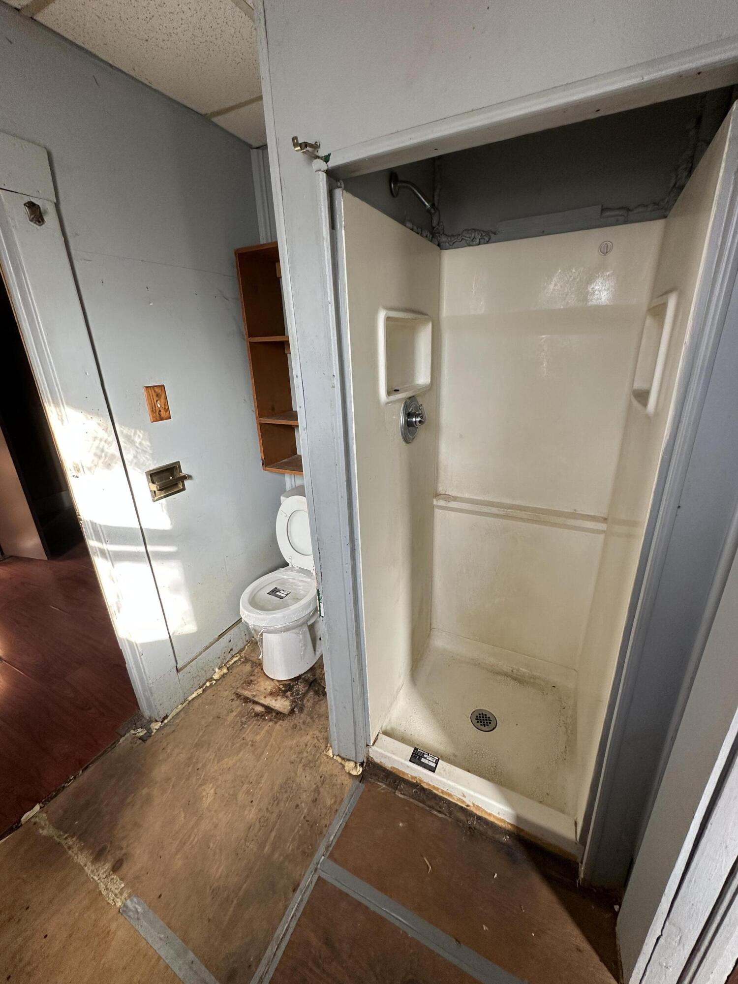 1005 Nelson Street Property Photo 14