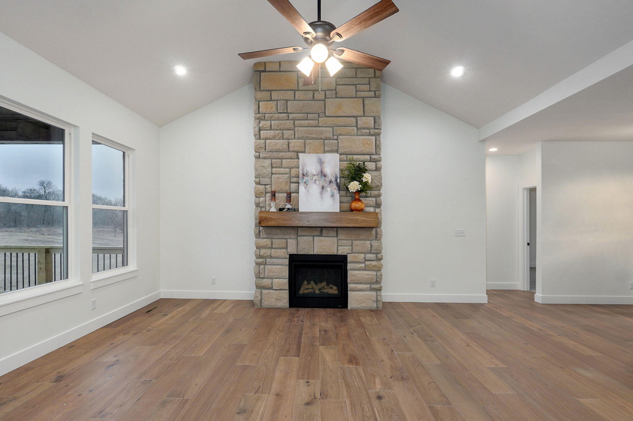 5942 South Franklin Avenue Property Photo 10