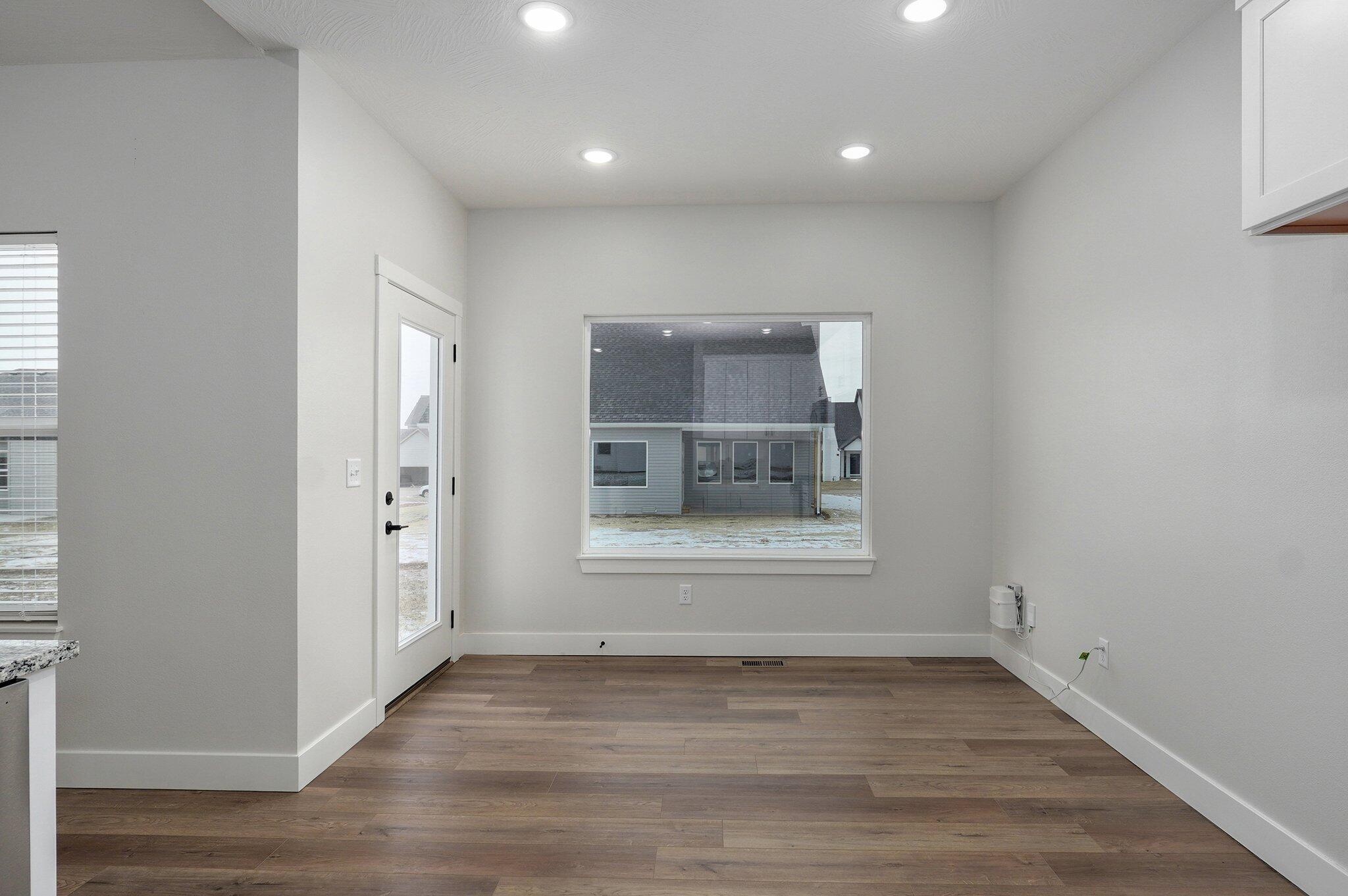 143 East Cowling Street Property Photo 17
