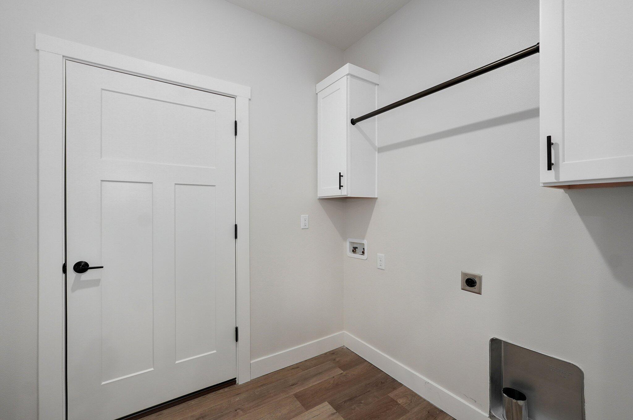 143 East Cowling Street Property Photo 18