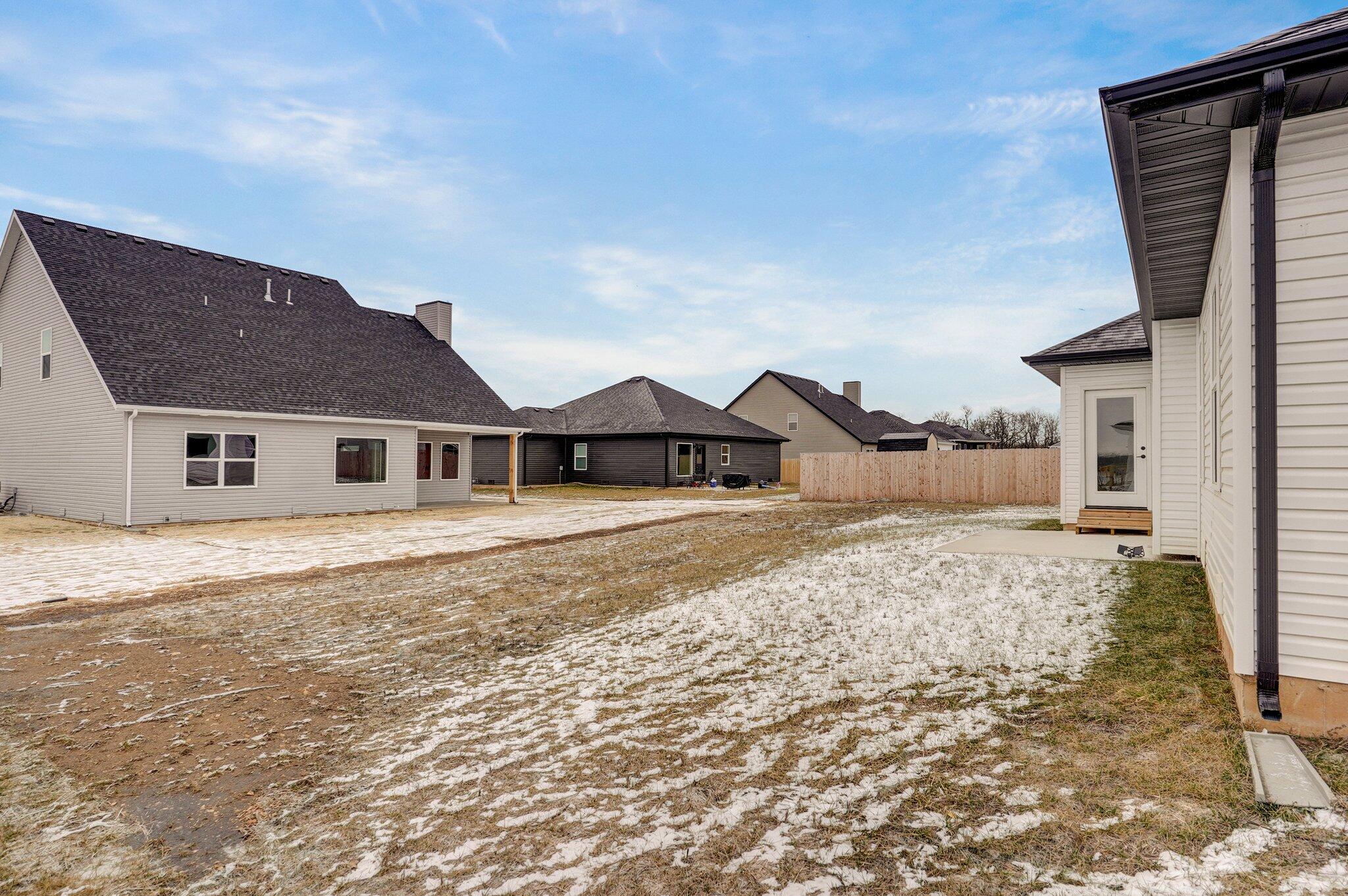 143 East Cowling Street Property Photo 34