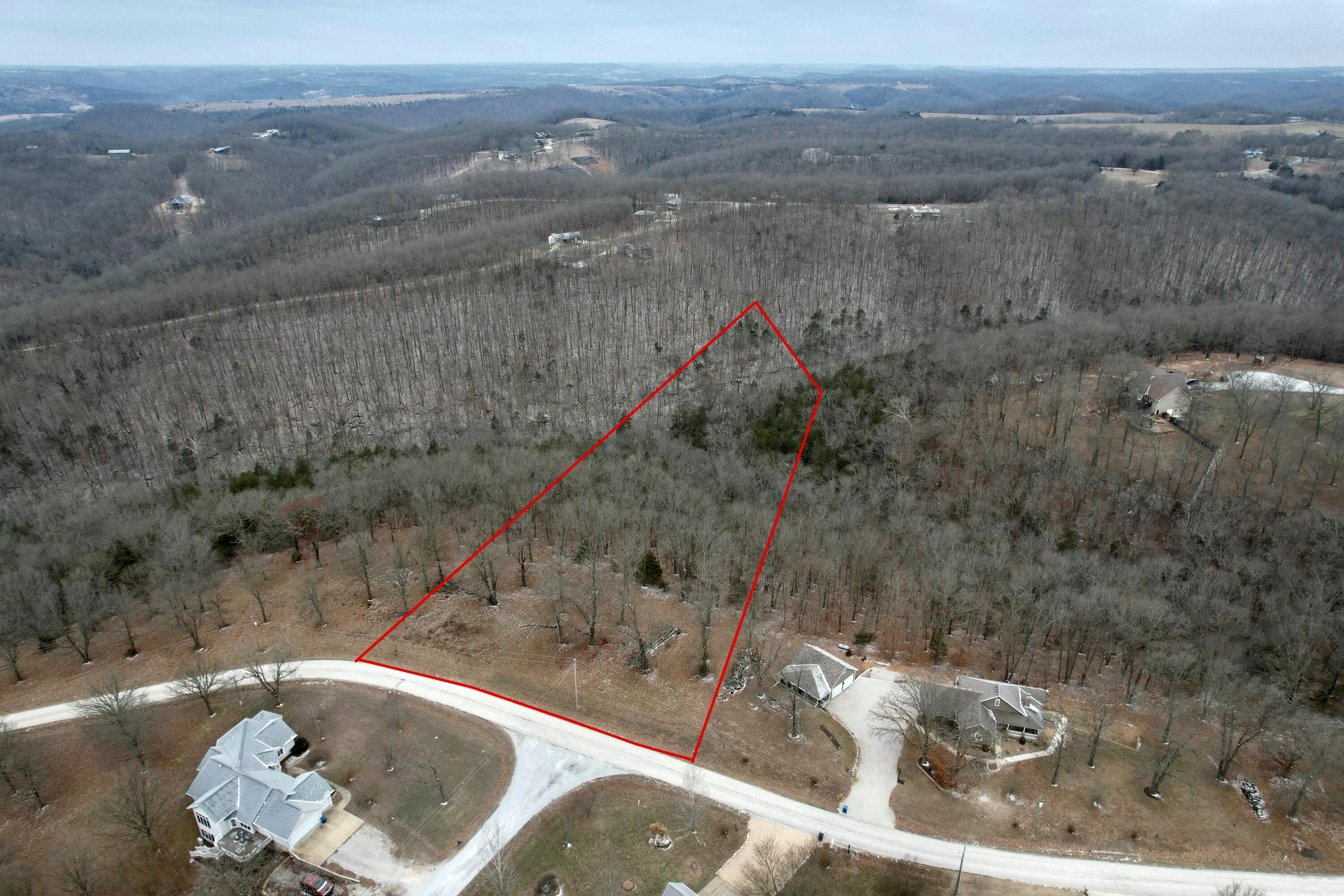 000 Panorama Dr. Property Photo 5