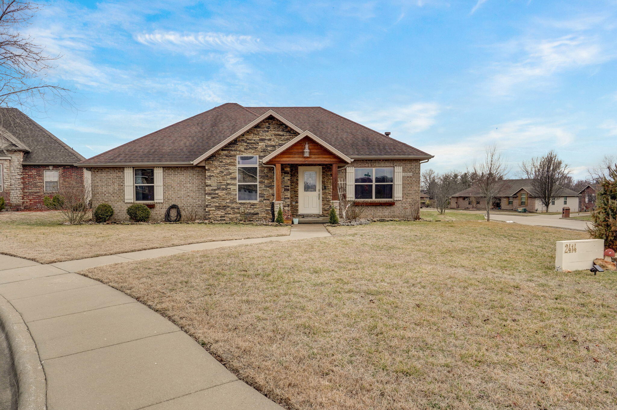 2414 West Summerset Street Property Photo