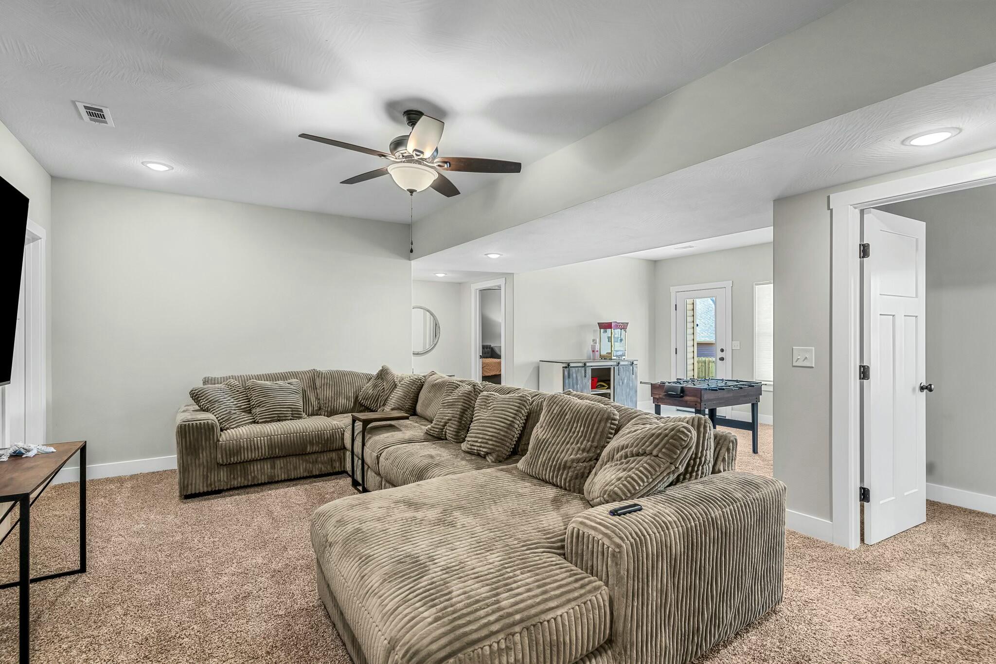 1107 South Swift Avenue Property Photo 28