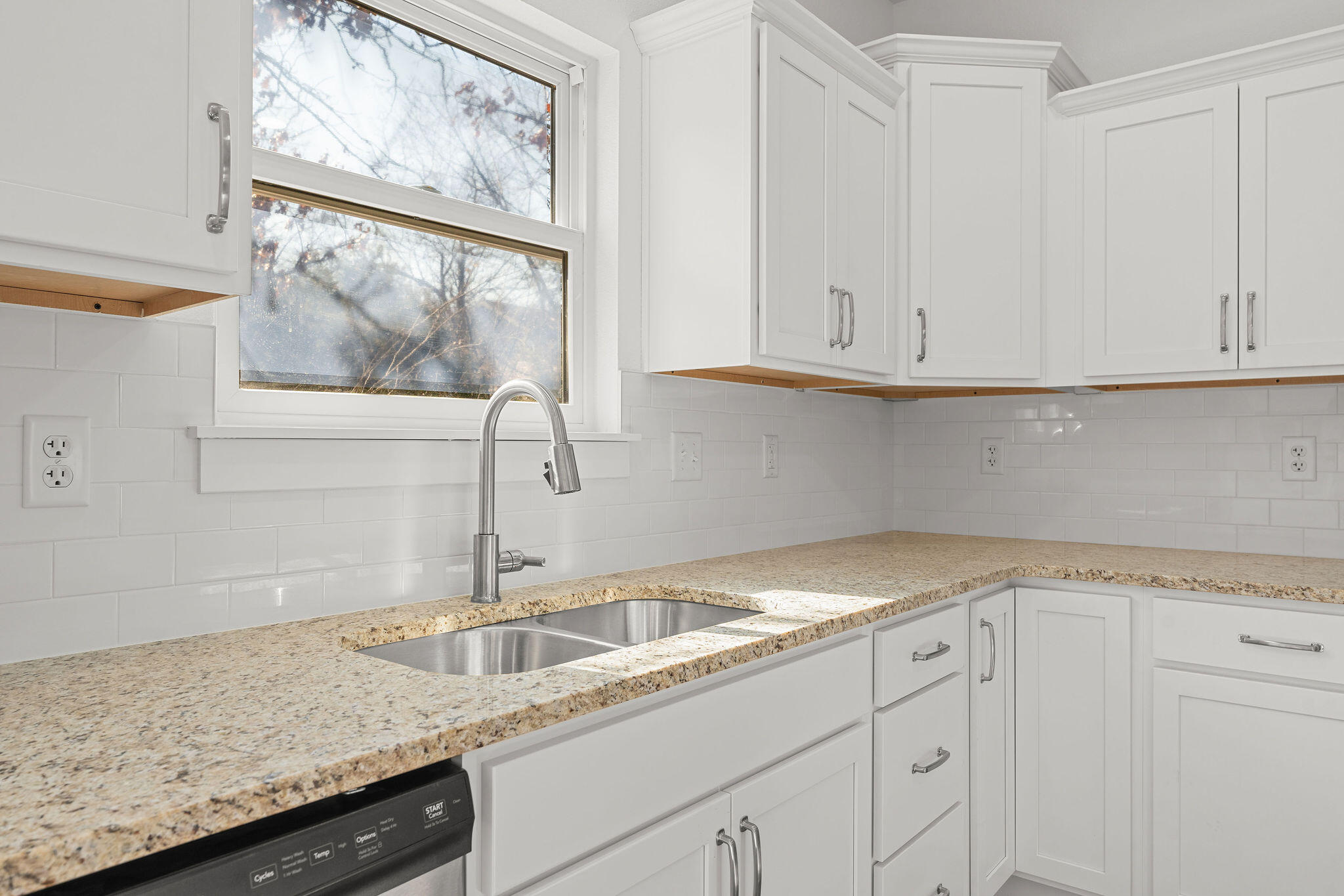 42 Apostle Road Property Photo 12