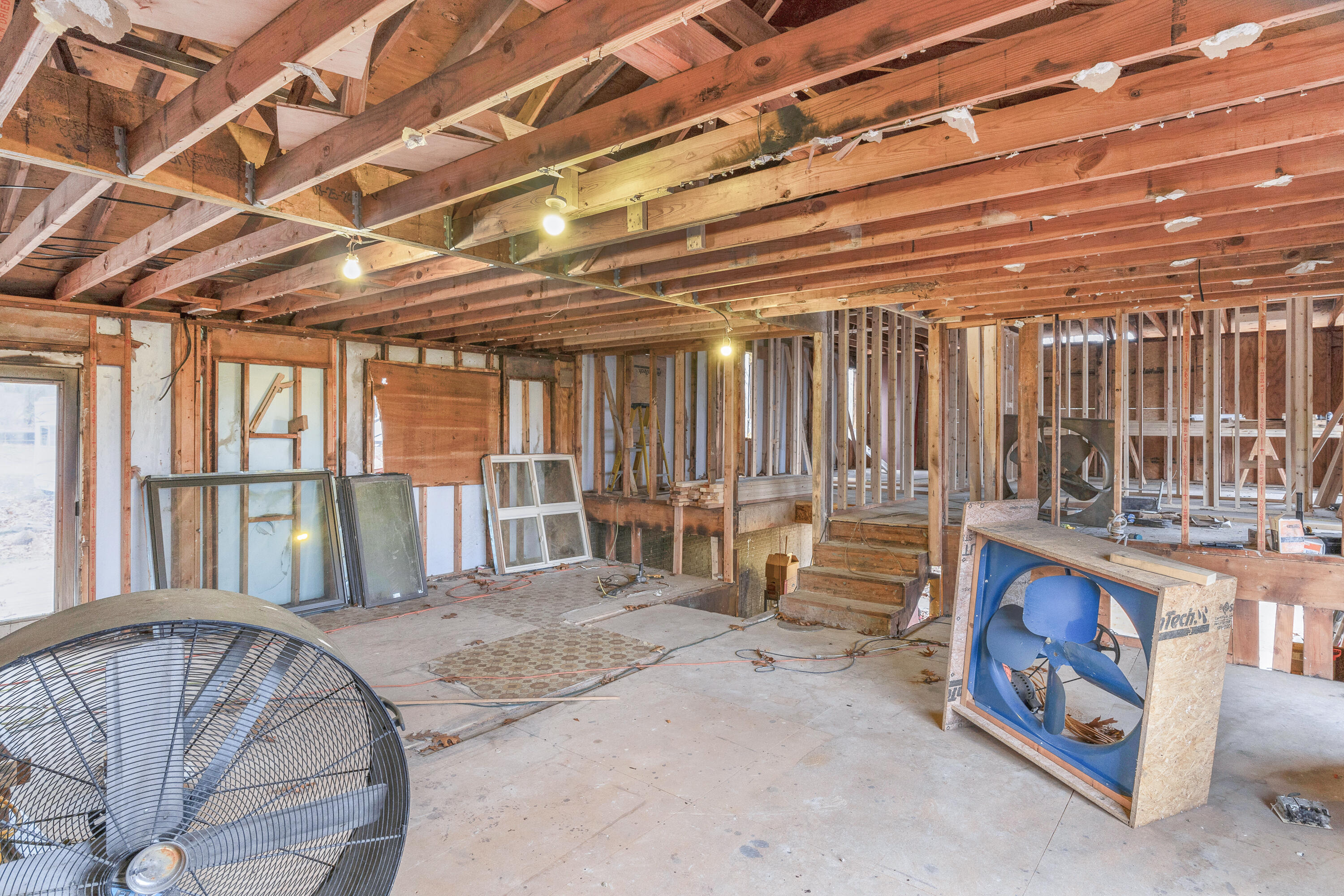 42 Pacific Drive Property Photo 9