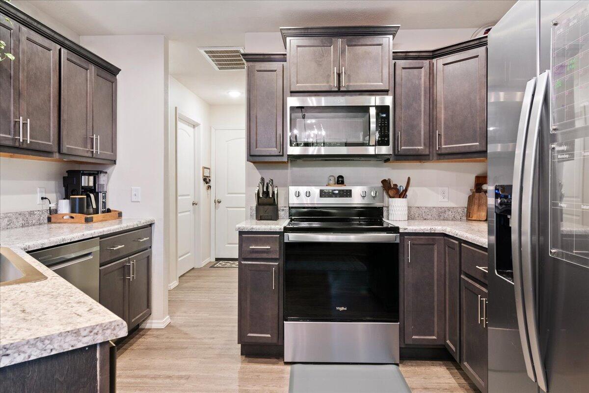 505 South Forest Lane Property Photo 10