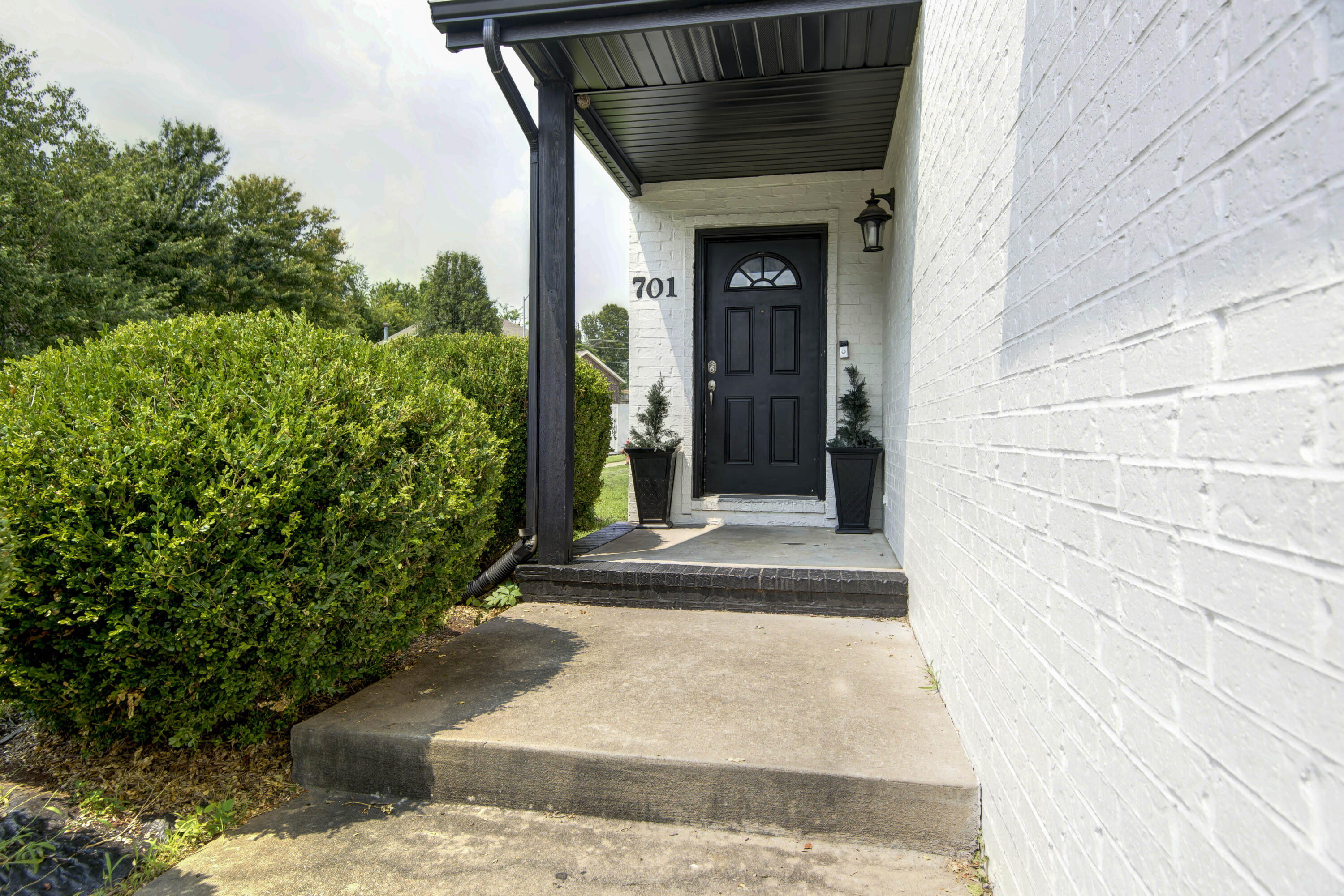 701 Silver Streak Road Property Photo 3