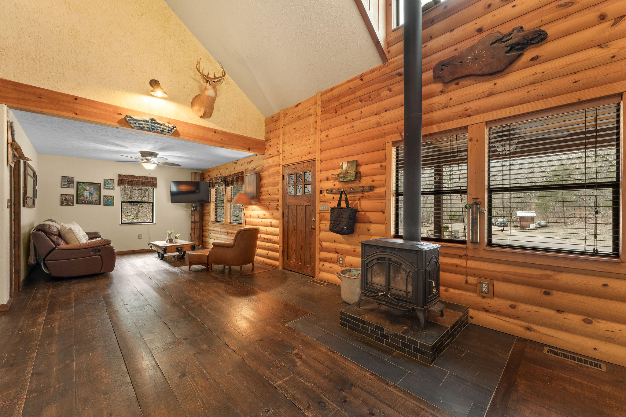 15430 Old Cricket Road West Property Photo 5