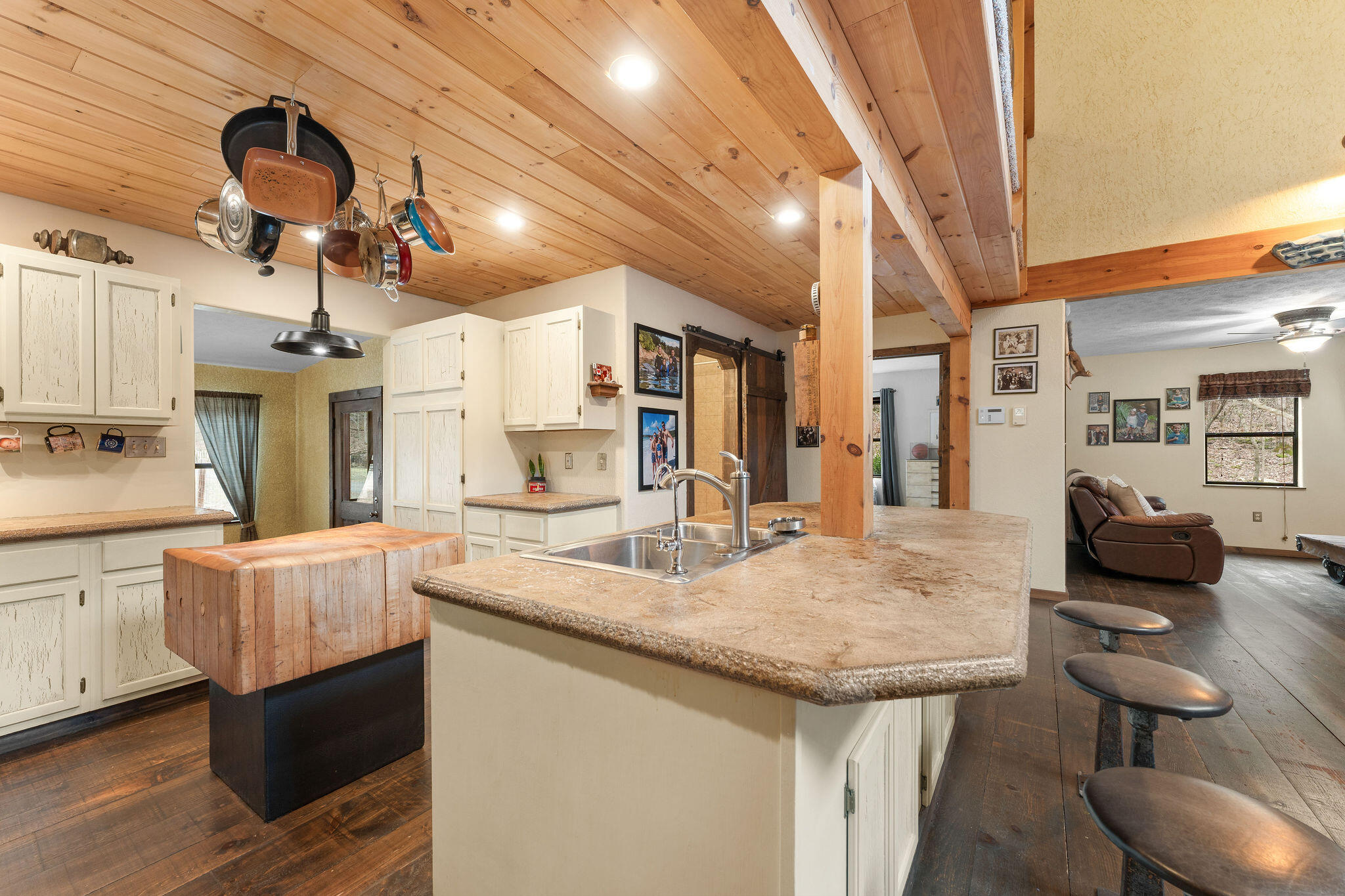 15430 Old Cricket Road West Property Photo 10