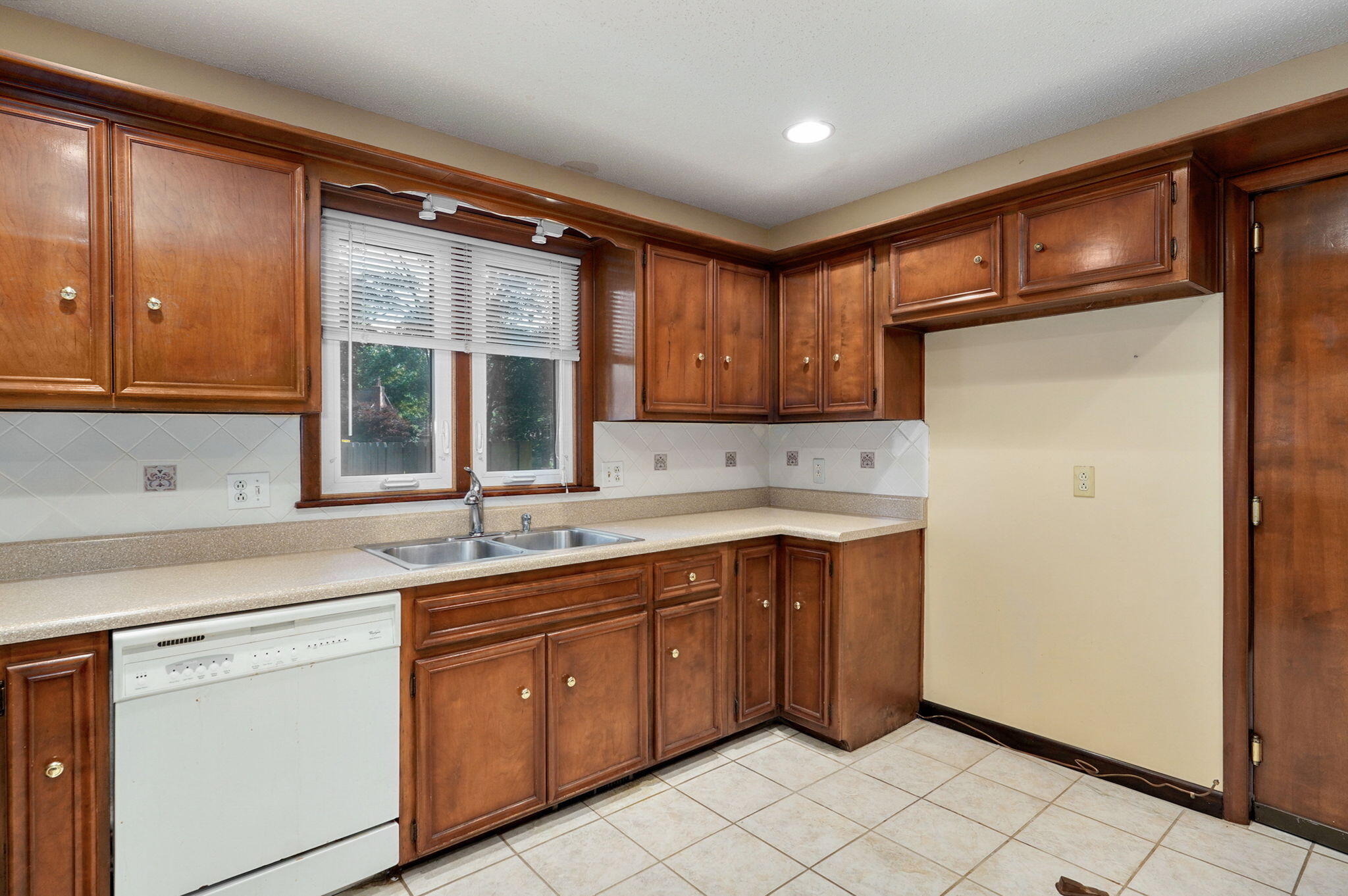 1851 East Jacqueline Street Property Photo 12