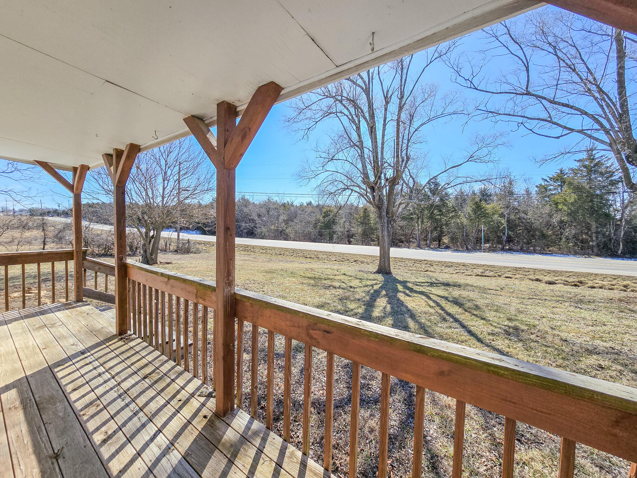 18001 Us Hwy 54 Property Photo 5