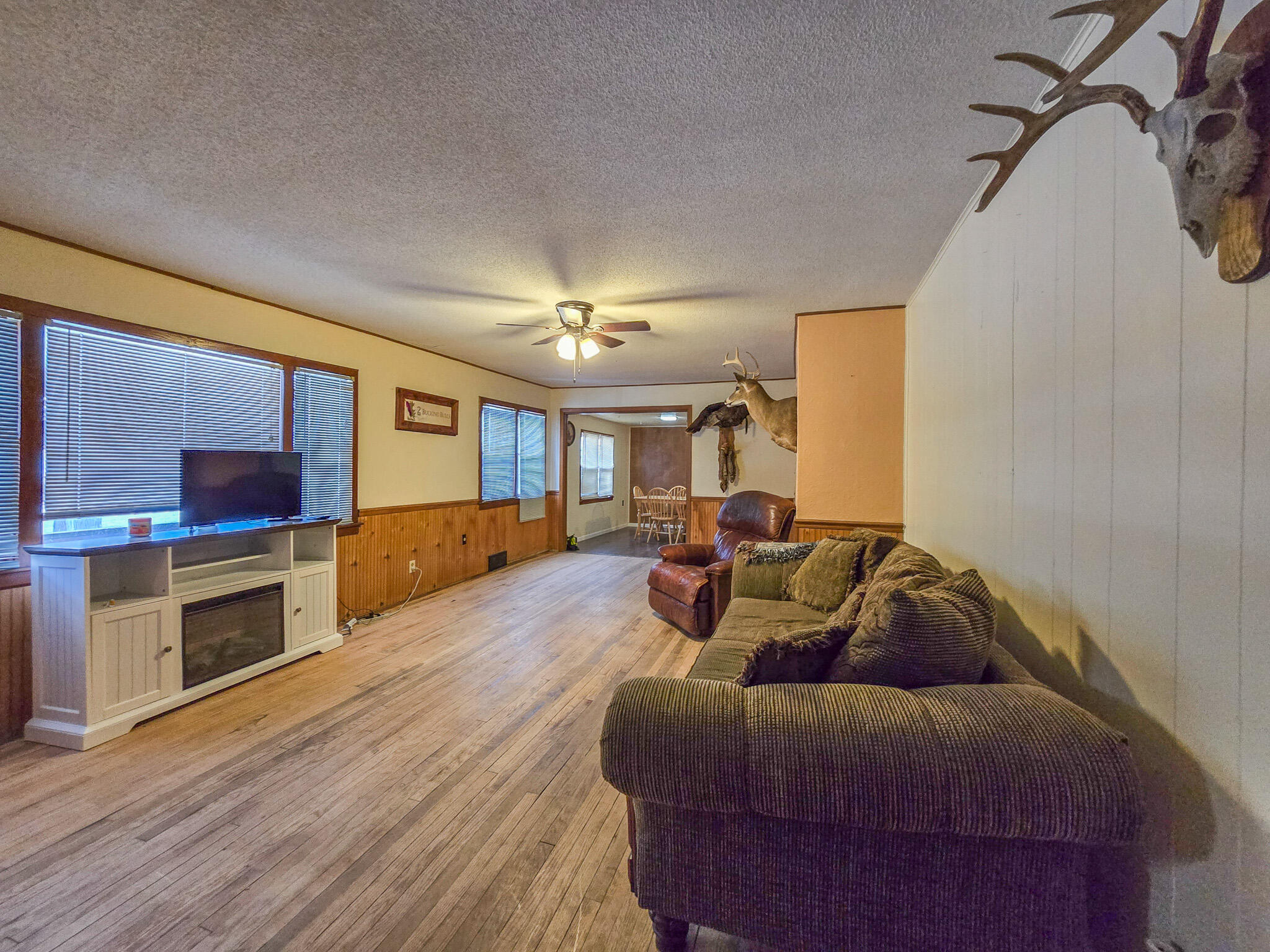 18001 Us Hwy 54 Property Photo 13