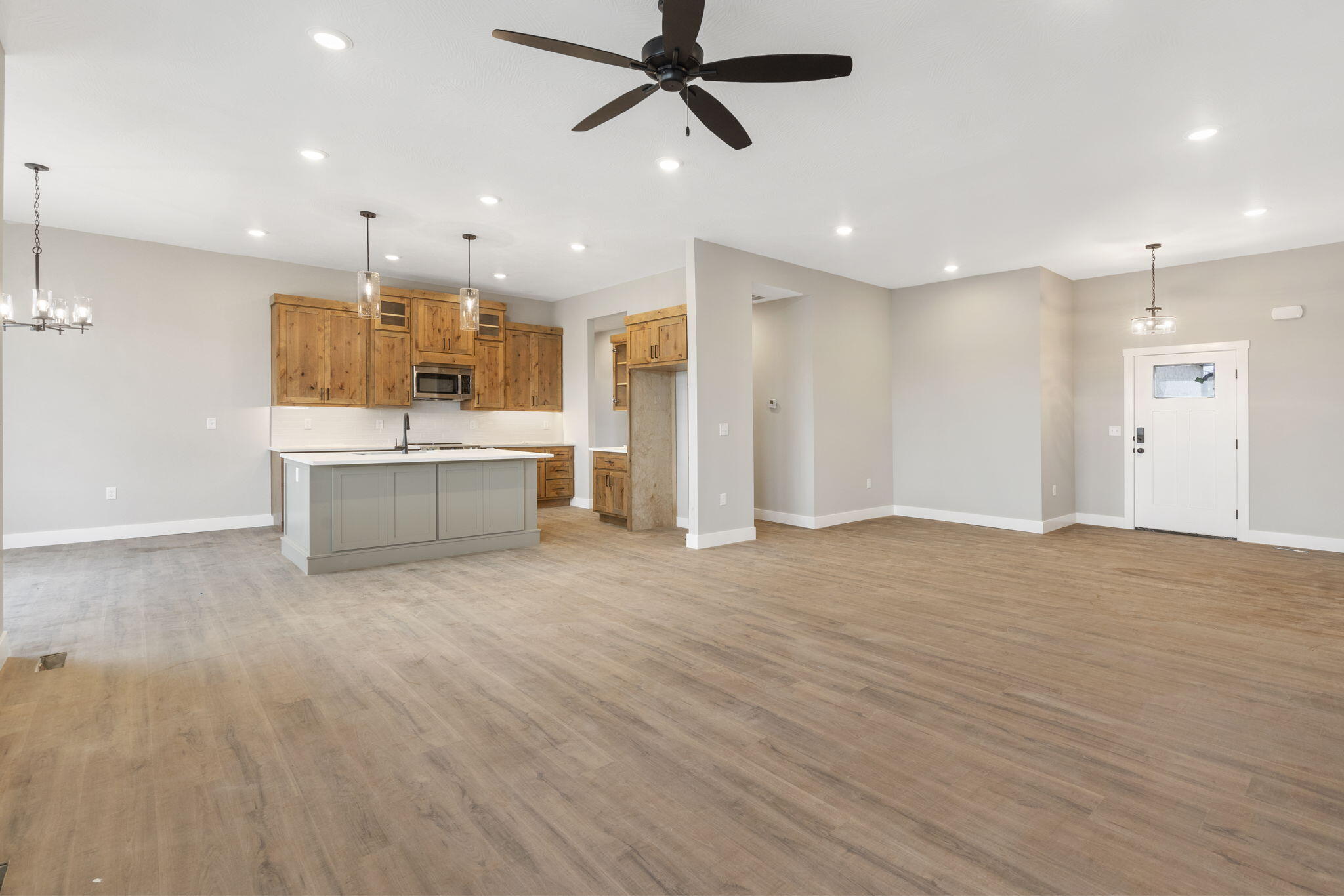 5231 Logan Drive Property Photo 6