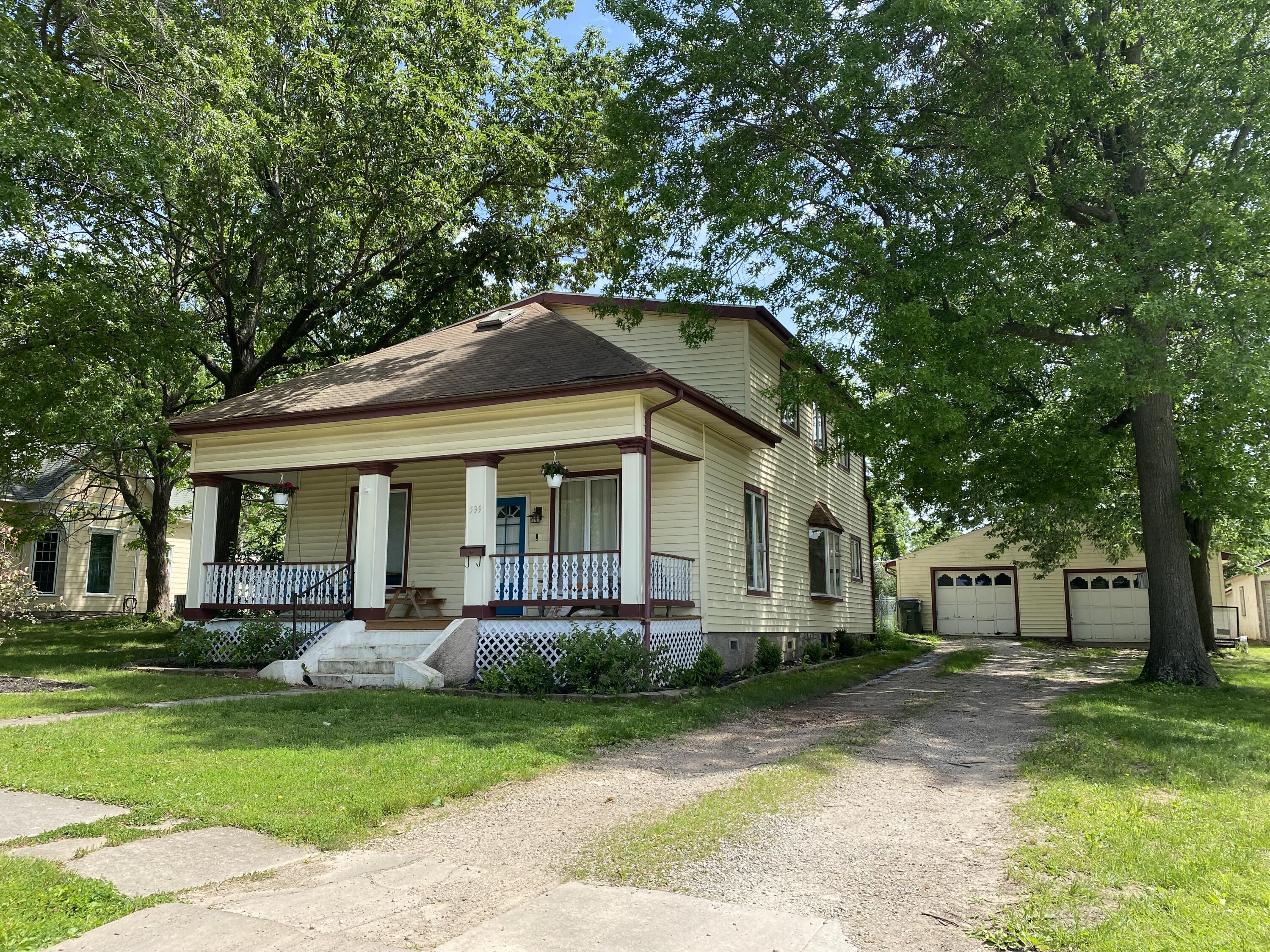 539 East Center Street Property Photo 34