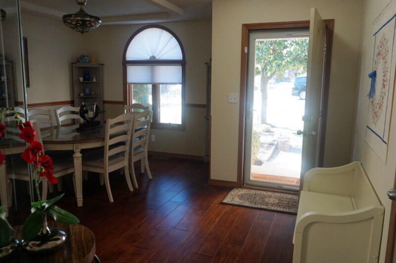 209 Eagle Pointe Drive Property Photo 3