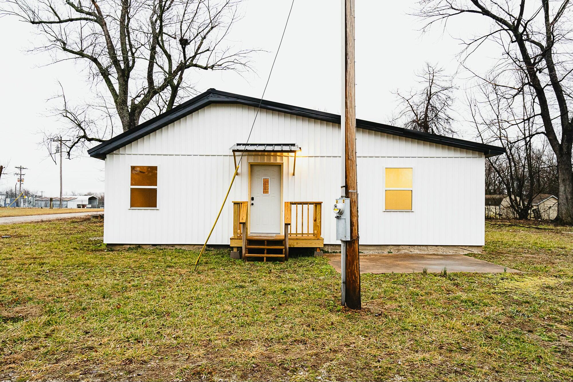 4229 County Road 2120 Property Photo