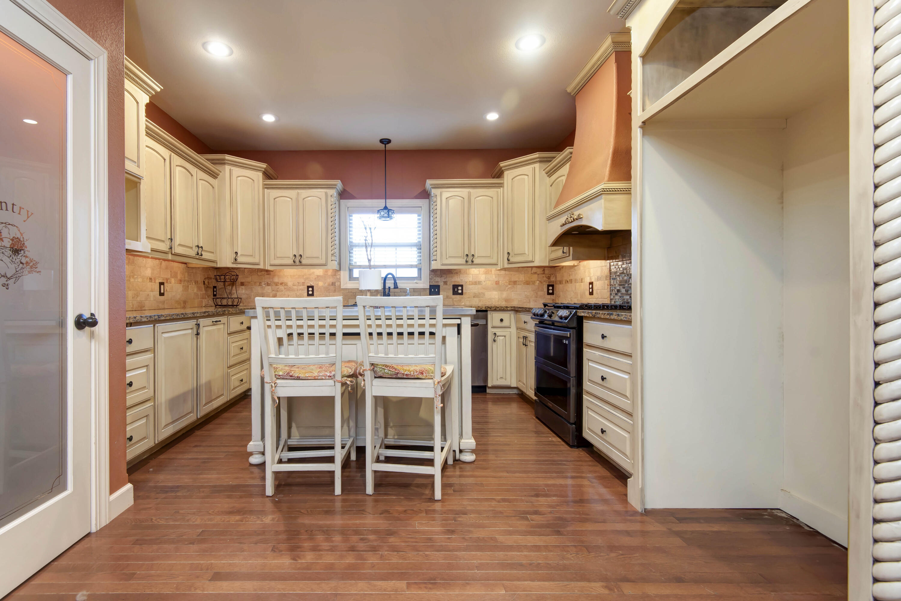 792 Frog Pond Road Property Photo 13