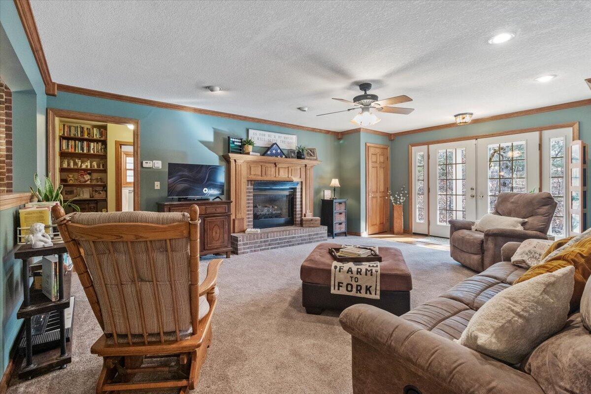 1219 County Road 6170 Property Photo 5