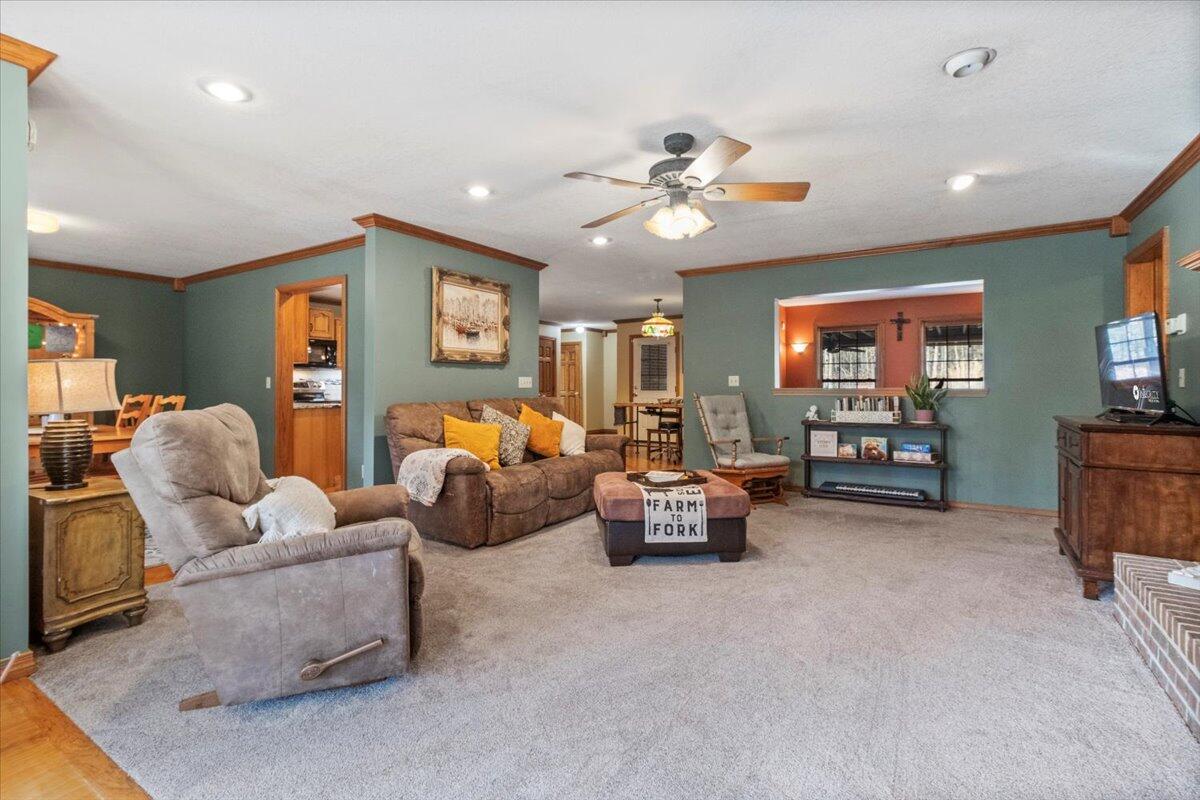 1219 County Road 6170 Property Photo 8