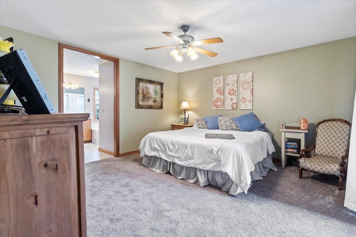 1219 County Road 6170 Property Photo 18