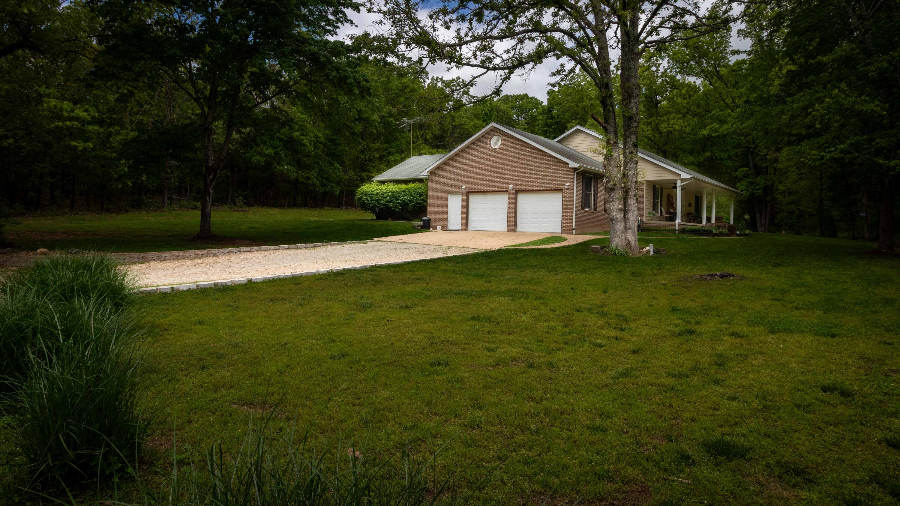 1219 County Road 6170 Property Photo 34