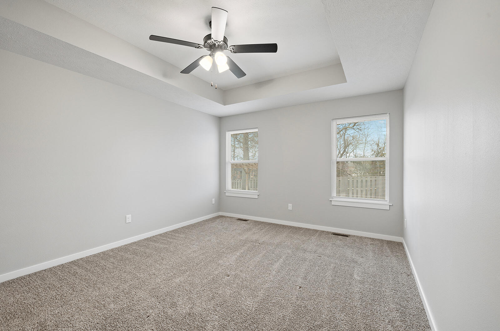 760 East Penzance Circle Property Photo 21