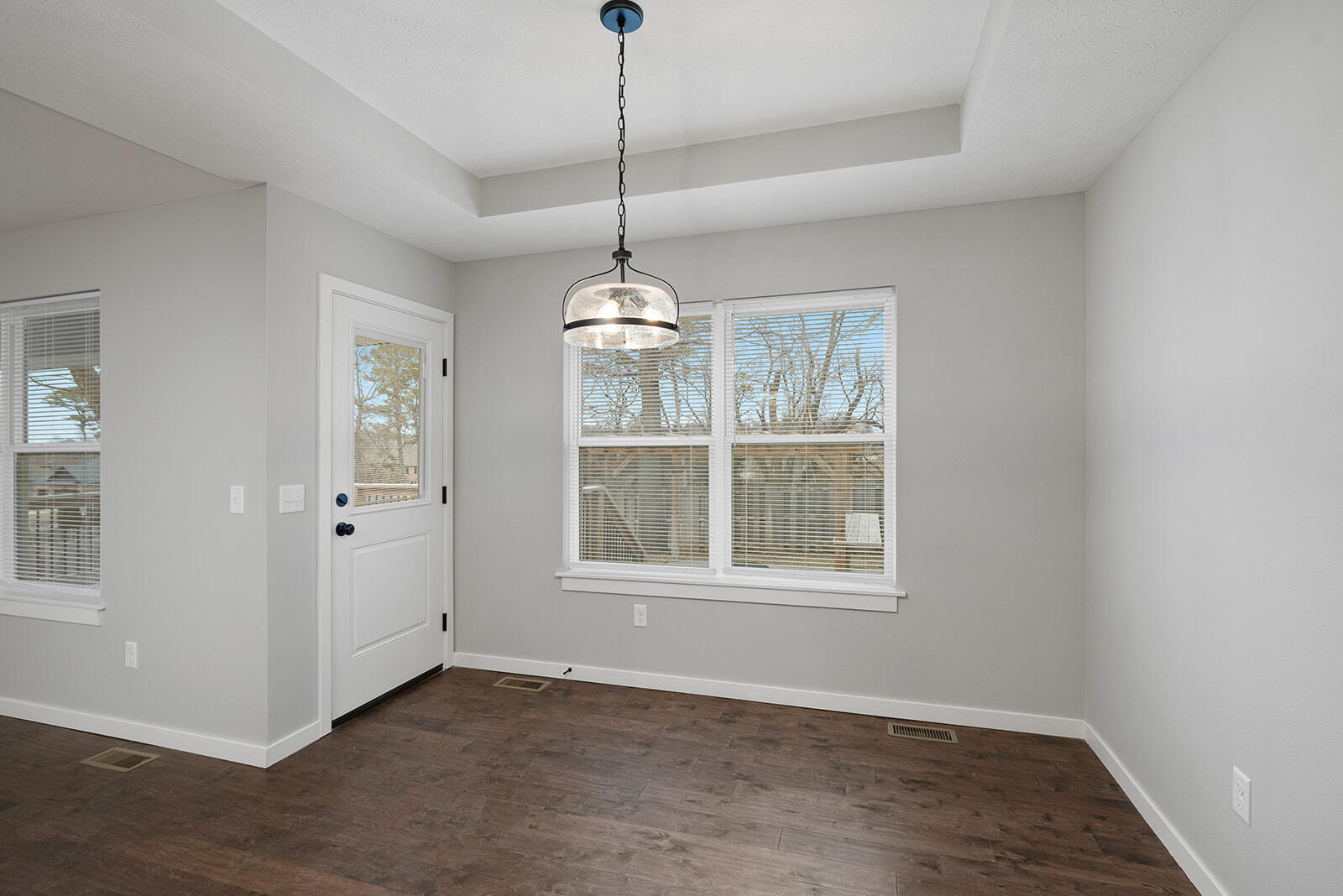 760 East Penzance Circle Property Photo 22