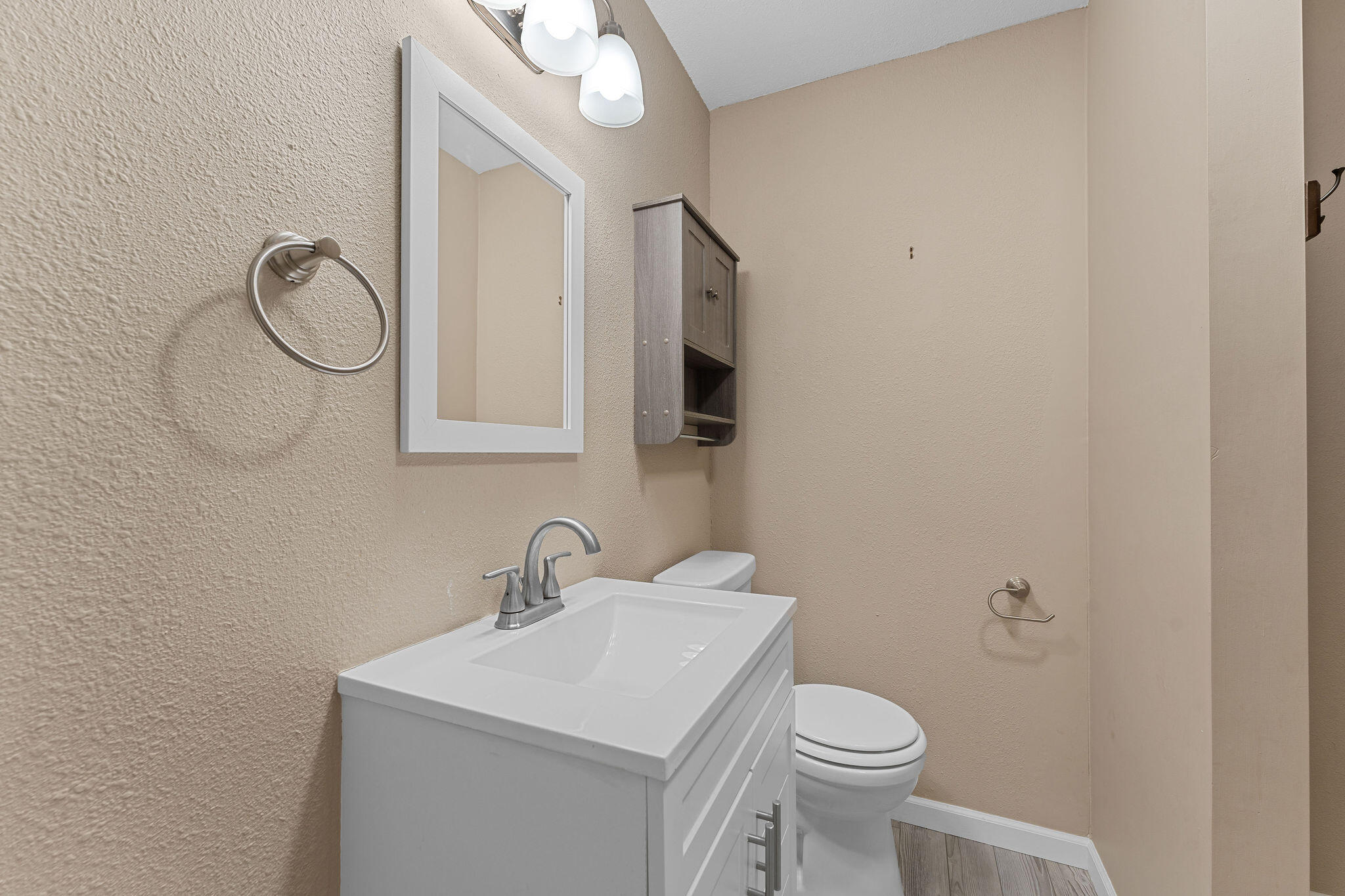 270 Valley Stream Circle Property Photo 13
