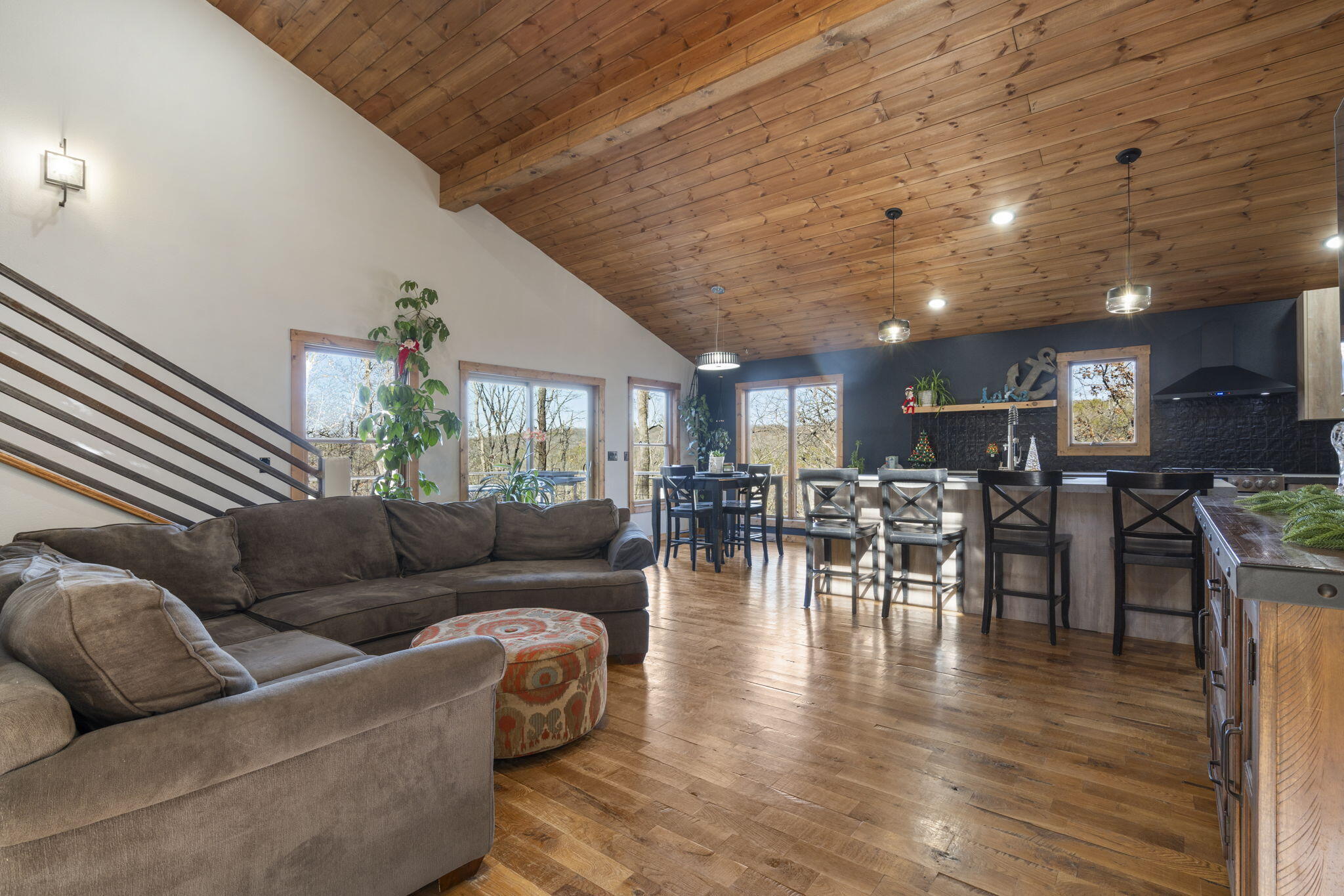28 Irish Hills Boulevard Property Photo 15